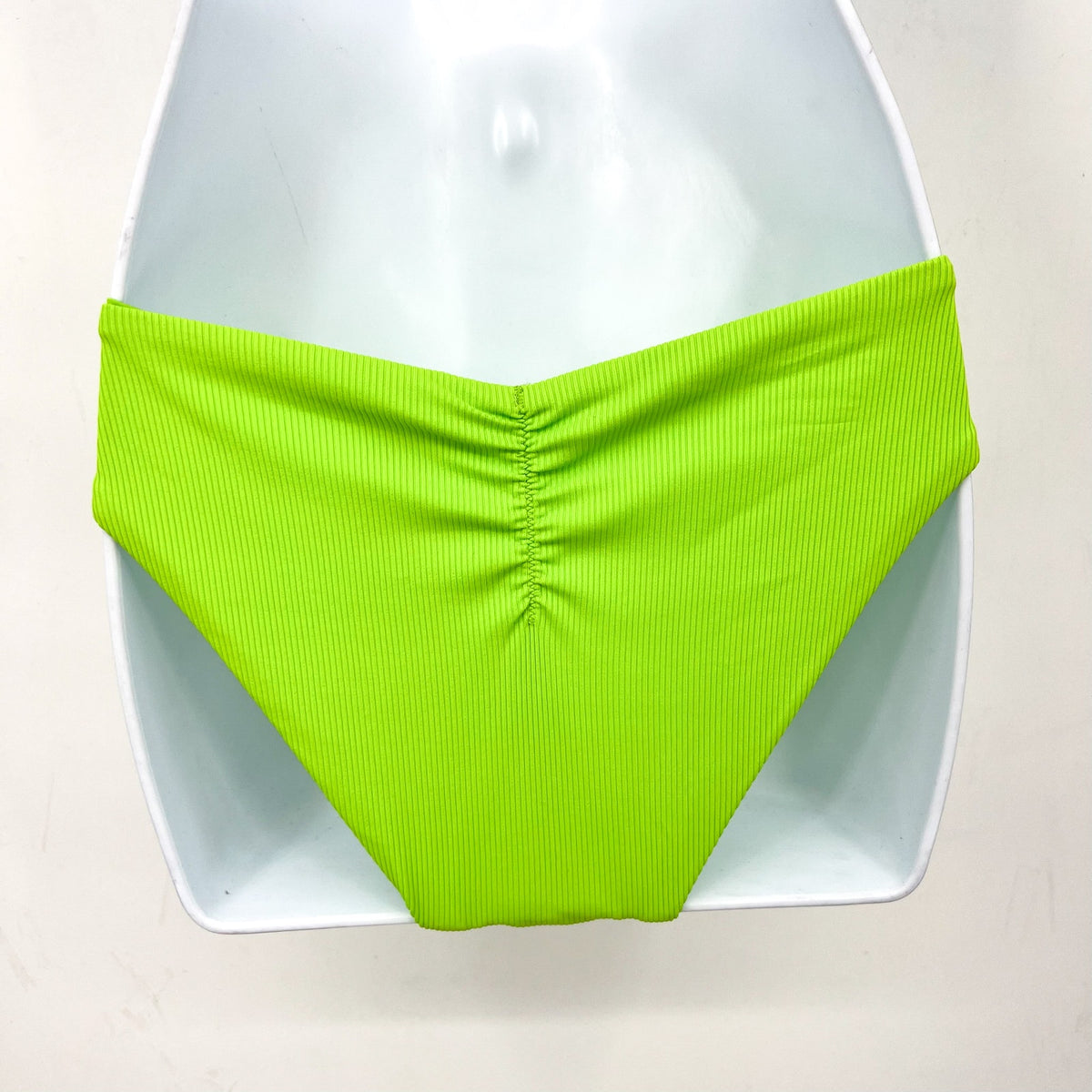 BECCA Women's Adela Hipster Bikini Bottoms Small Kiwi Green Fine Line Rib NWT