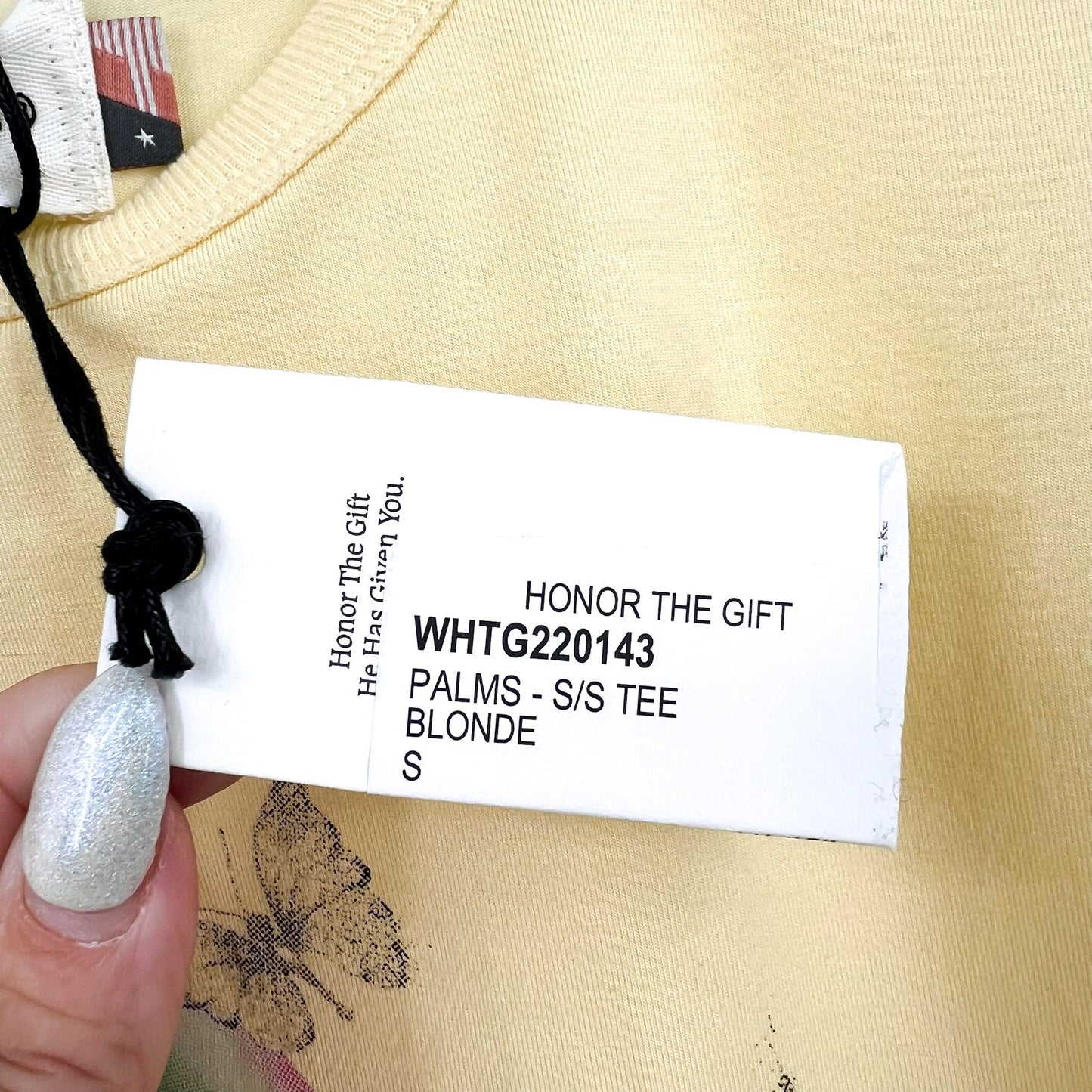 HONOR THE GIFT Women's Palms Cropped Graphic T-Shirt Small Yellow Blonde NWT