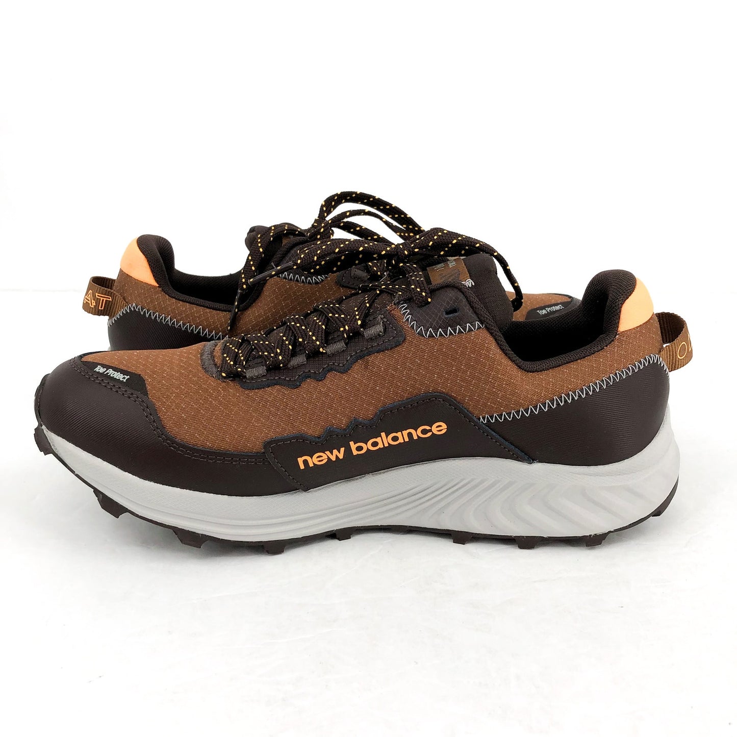 New Balance Mens FuelCell 2190 V1 Trail Running Sneakers US 8.5 Brown WP NIB