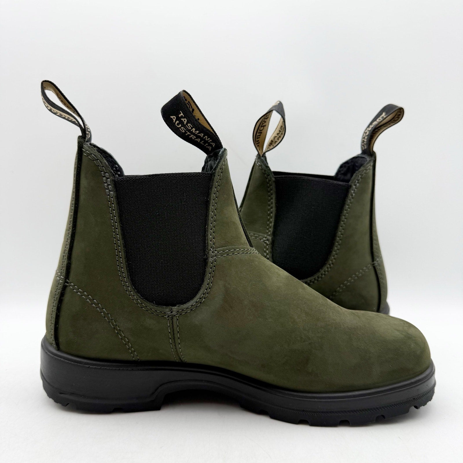 Blundstone Womens BL2442 Chelsea Boots US 7 Green Leather Water Resistant NWOB
