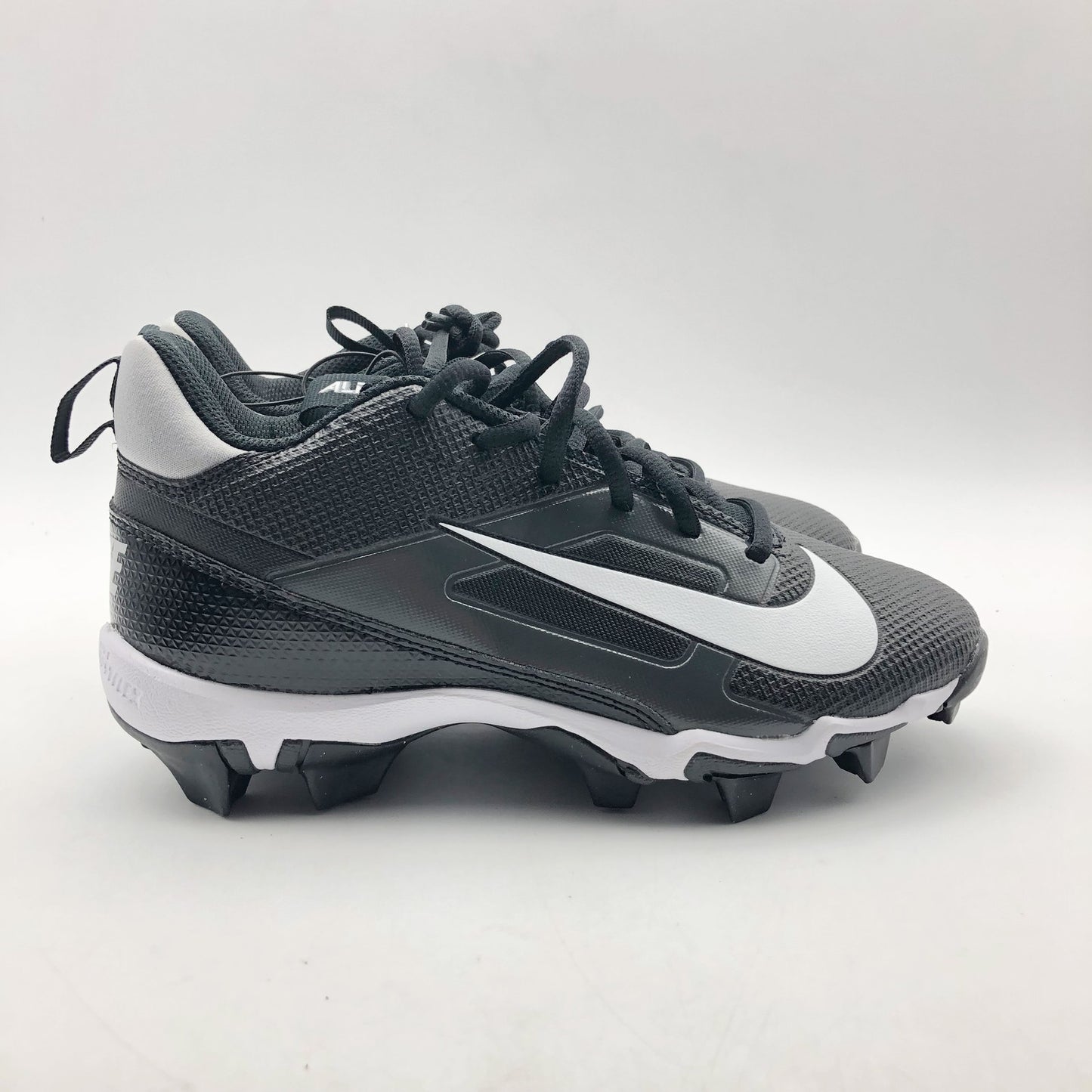 Nike Kids Alpha Menace 4 Shark Football Cleats Size 4.5 Black Grey White NWOB