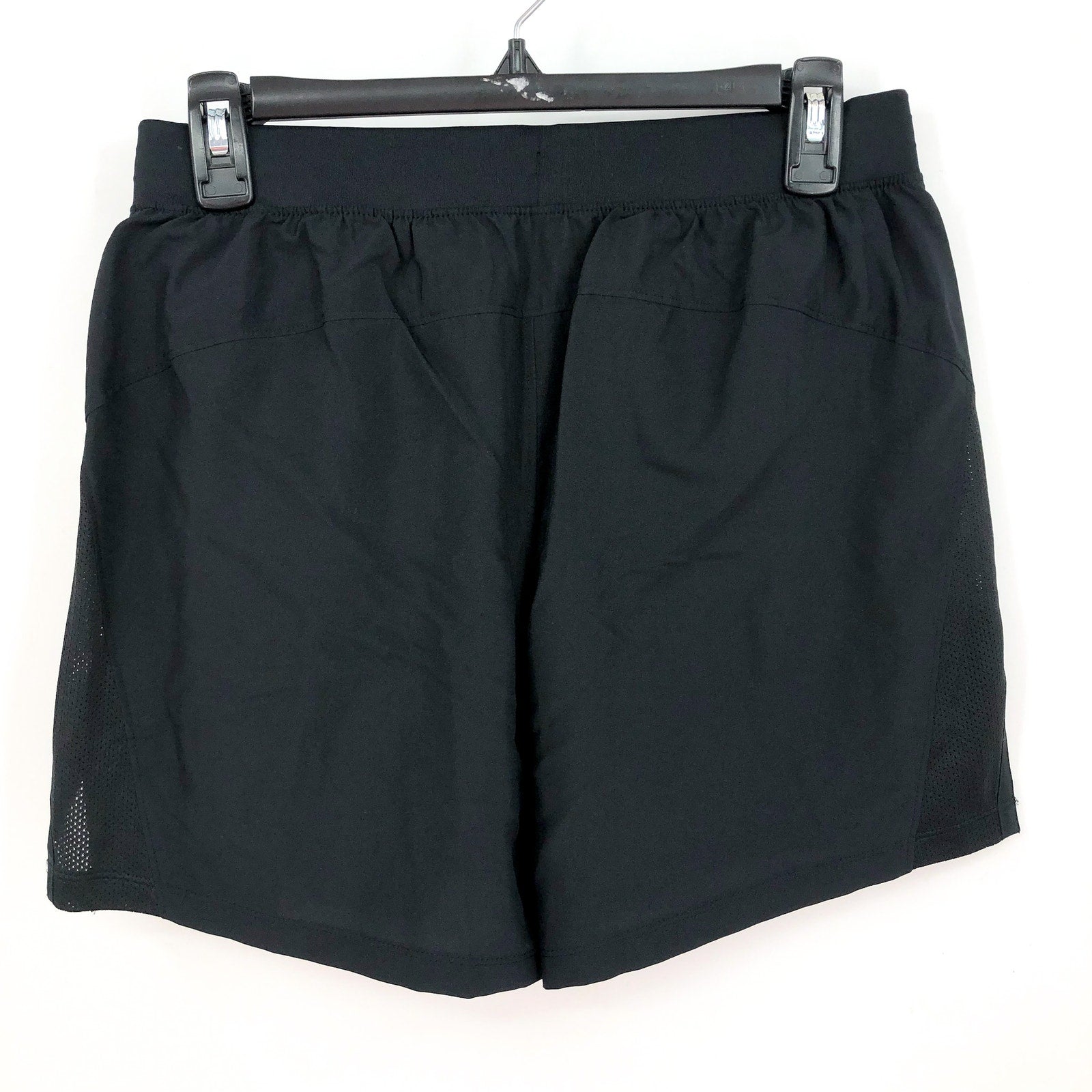 UNDER ARMOUR Men's UA Launch Athletic Shorts Medium Black 5'' Inseam NWT