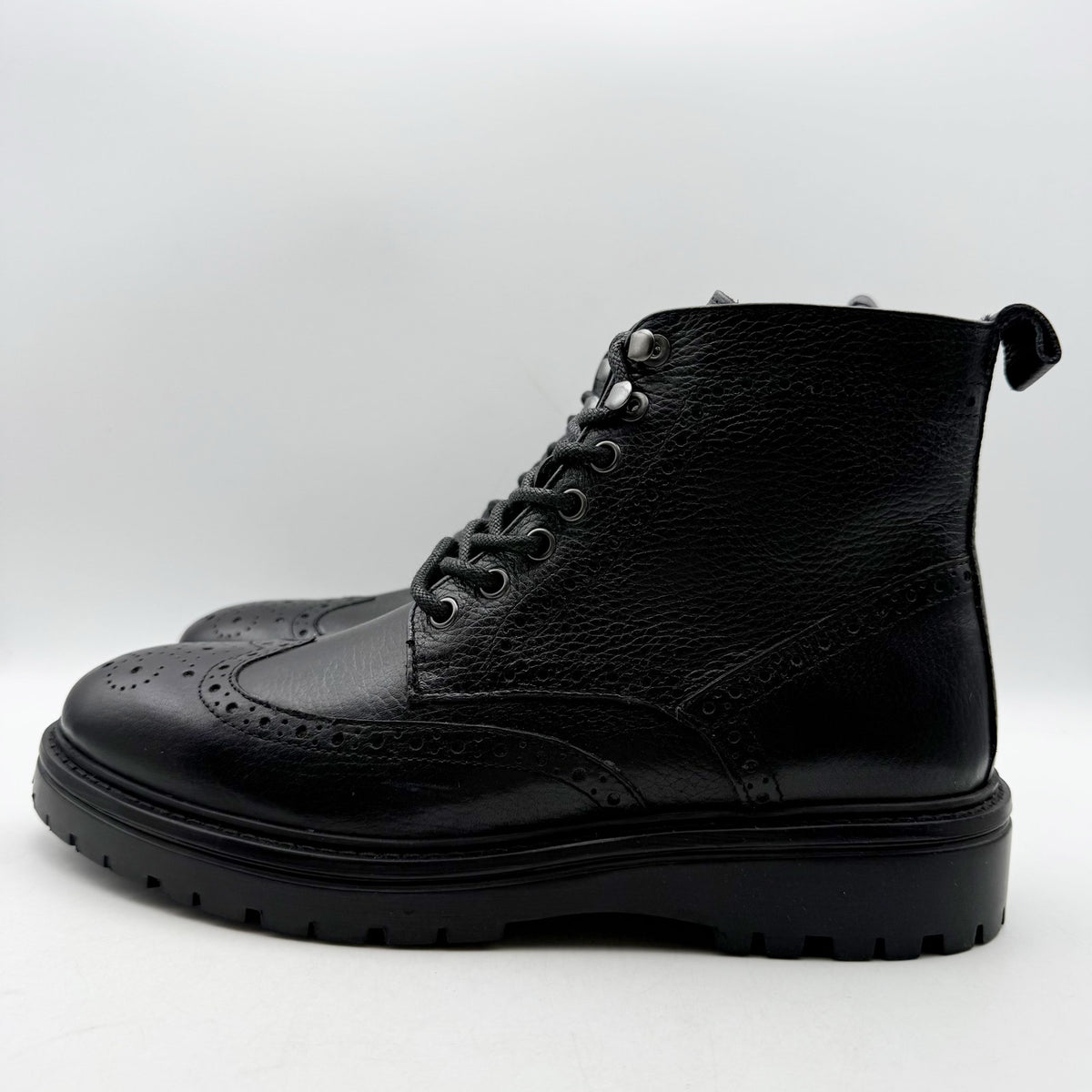 Vince Camuto Mens Namid Combat Boots US 8.5 EU 41.5 Black Leather NWOB