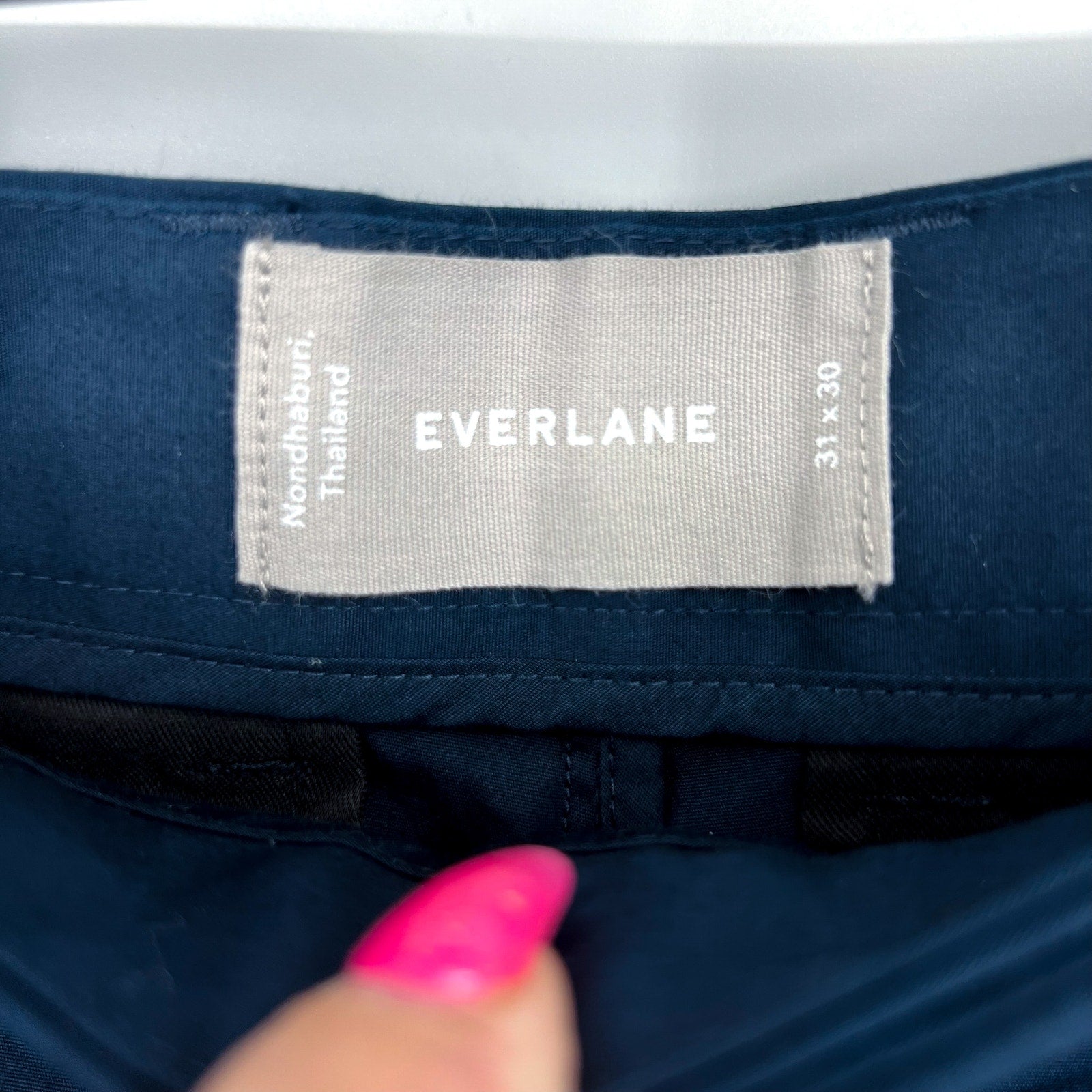 EVERLANE Mens The Air Chino Pants 31x30 Navy Blue Cotton Poplin Slim Fit NWT