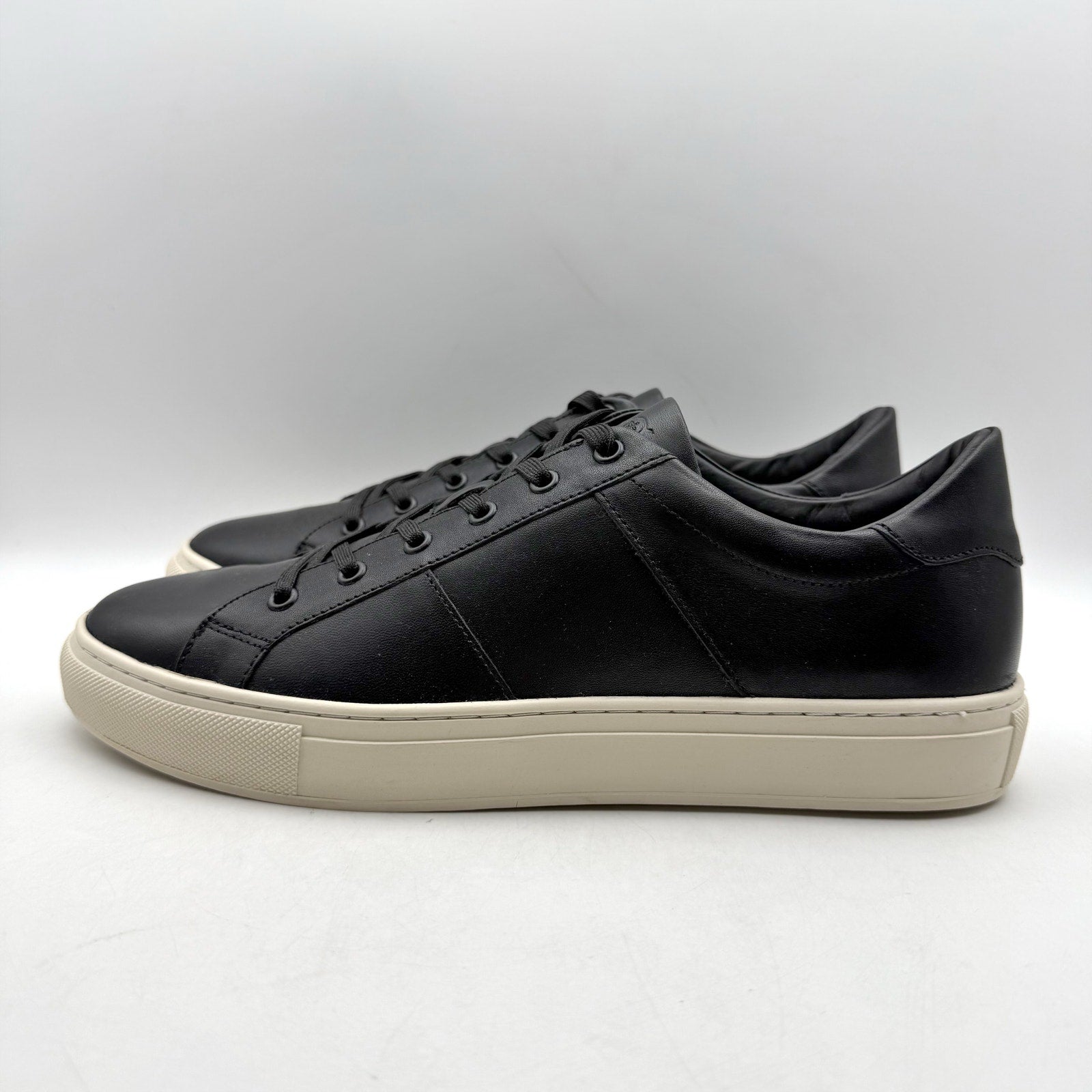 Born Mens Reserve Low Top Sneaker US 9.5 M EU 42.5 Black Leather Lace-Up NIB