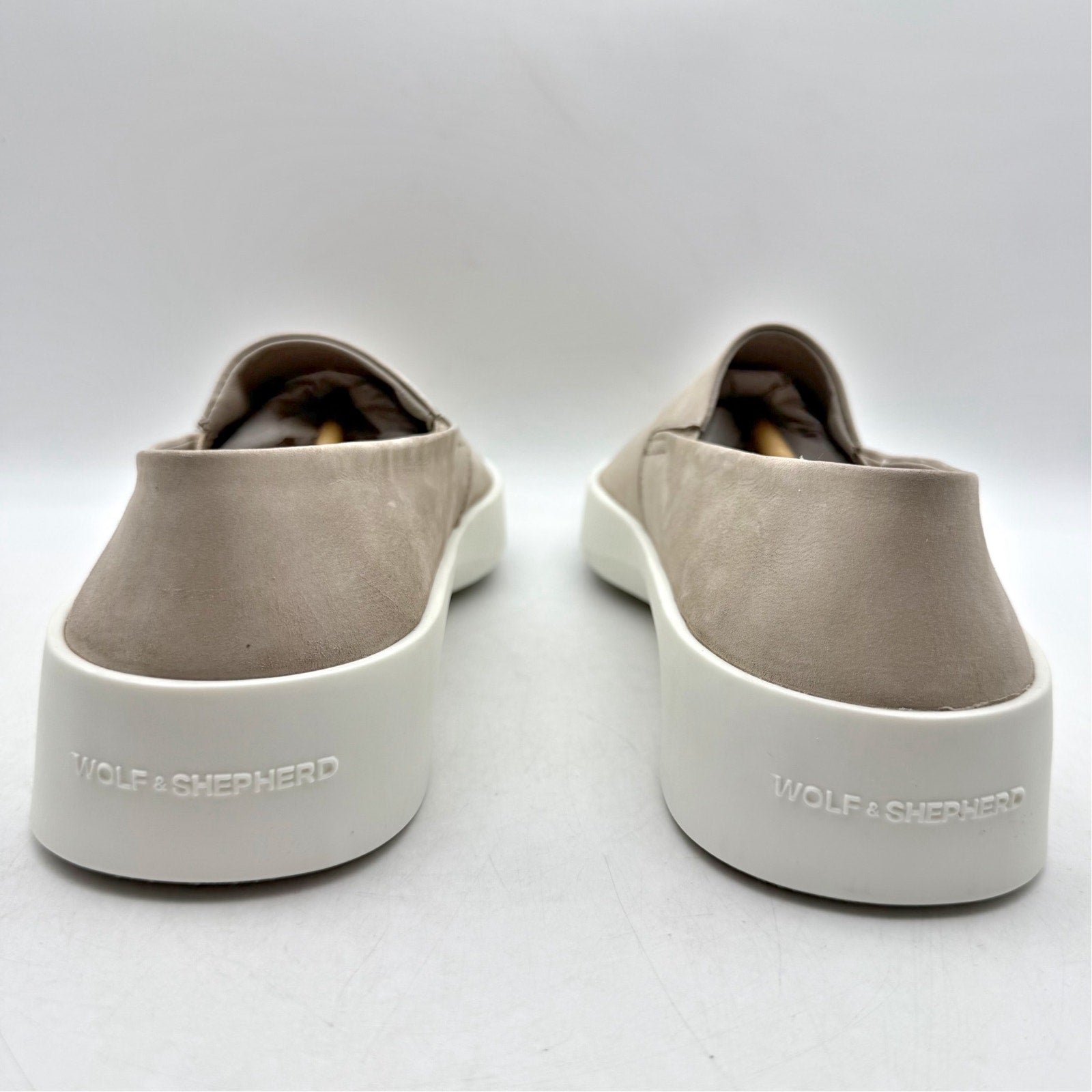Wolf & Shepherd Cruise Slip On Shoes Mens 7.5 Womens 9 Gray White NIB