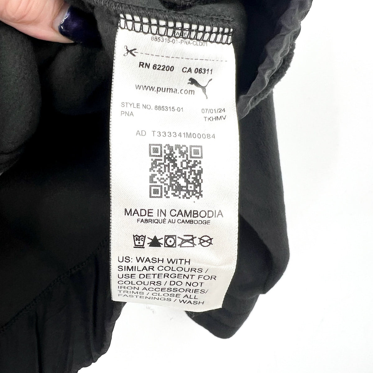 PUMA Women's ESS Elevated FZ Hoodie Medium Black Sweatshirt Fleece NWT