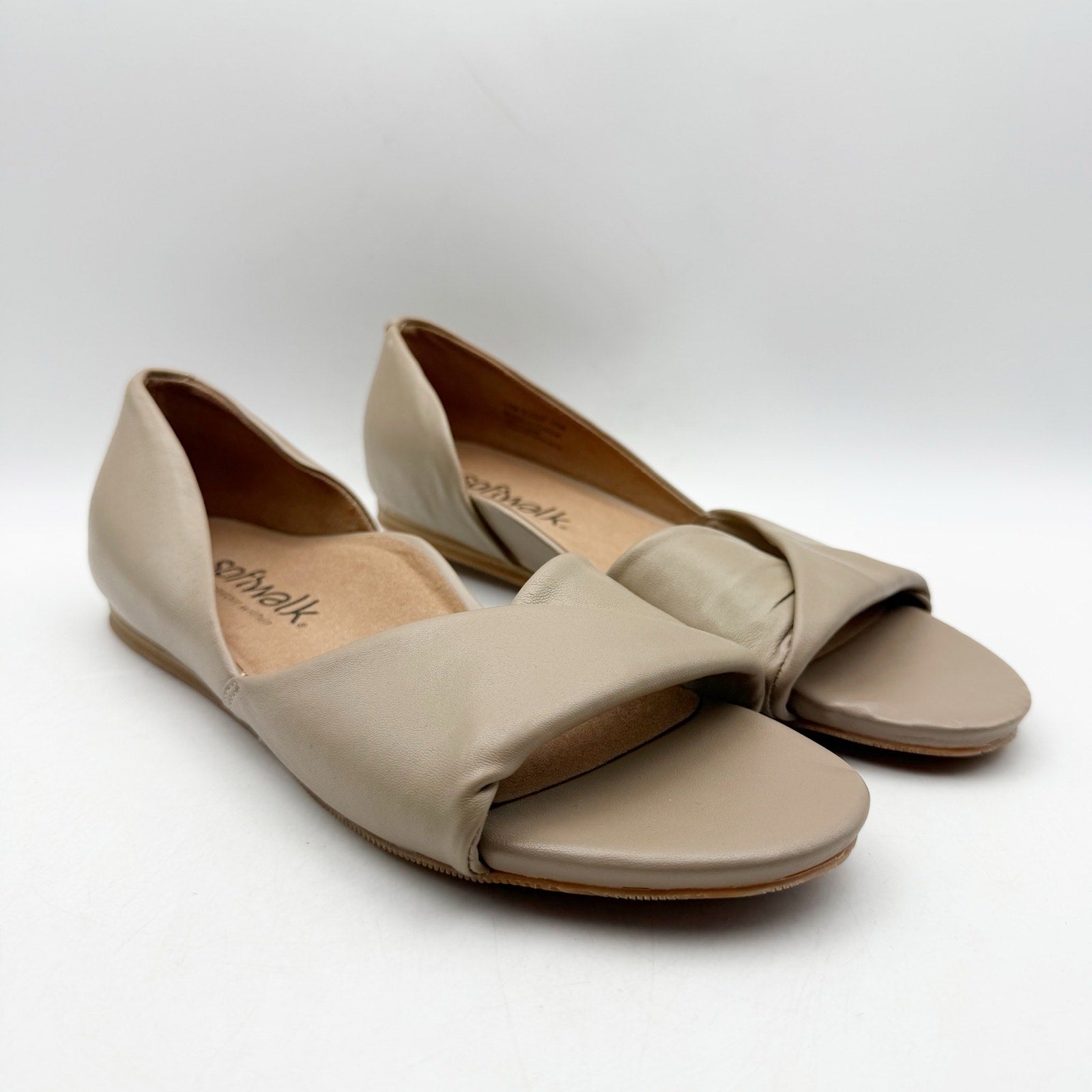 SoftWalk Womens Cypress Slip On Flats US 10 M Tan Beige Leather Open Toe NWOB