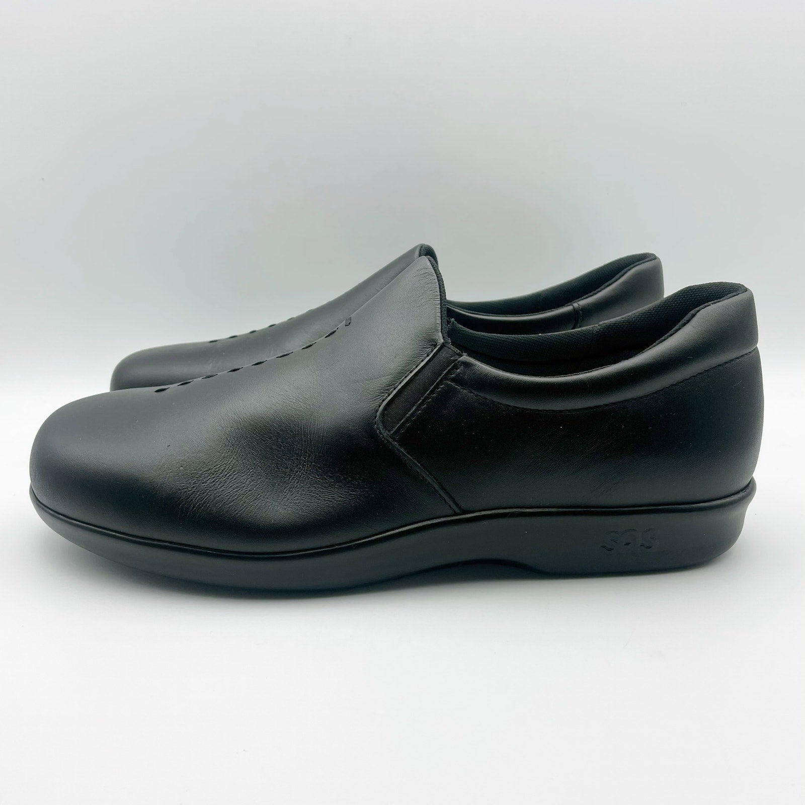 SAS Womens Viva Slip On Comfort Loafers Size 10.5 Black Leather Casual Shoes NIB