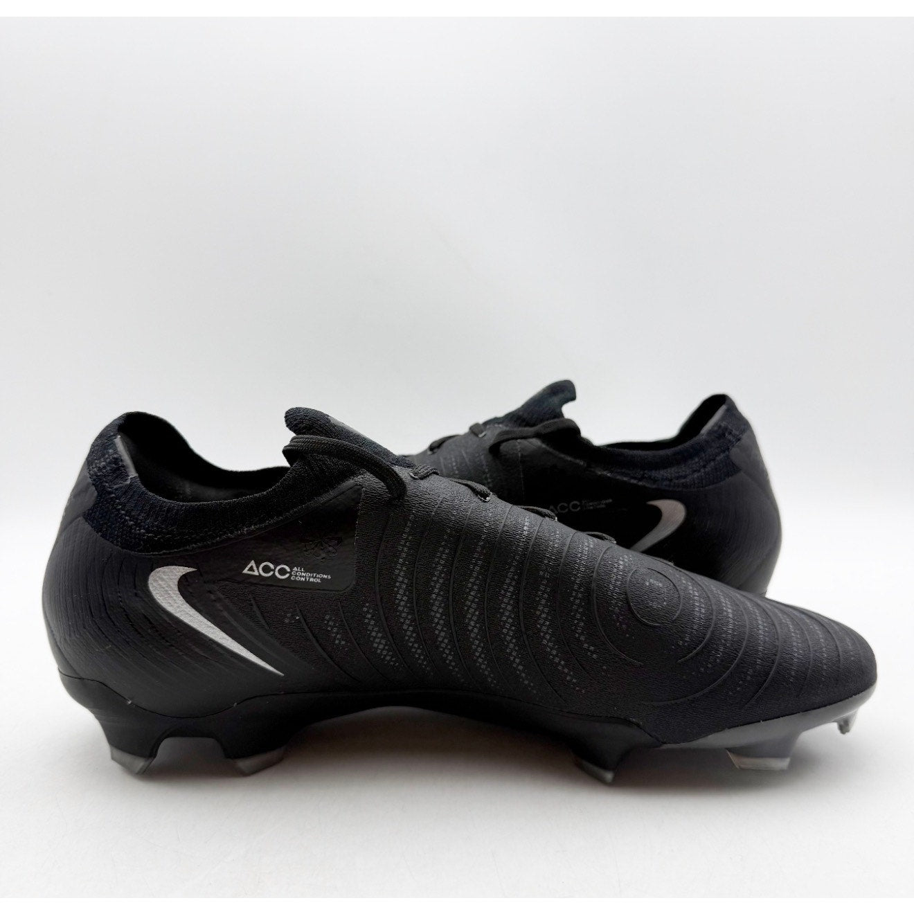 Nike Phantom GX2 Pro FG Soccer Cleats MENS 6.5 WOMENS 8 Black FJ2563-001 NWOB