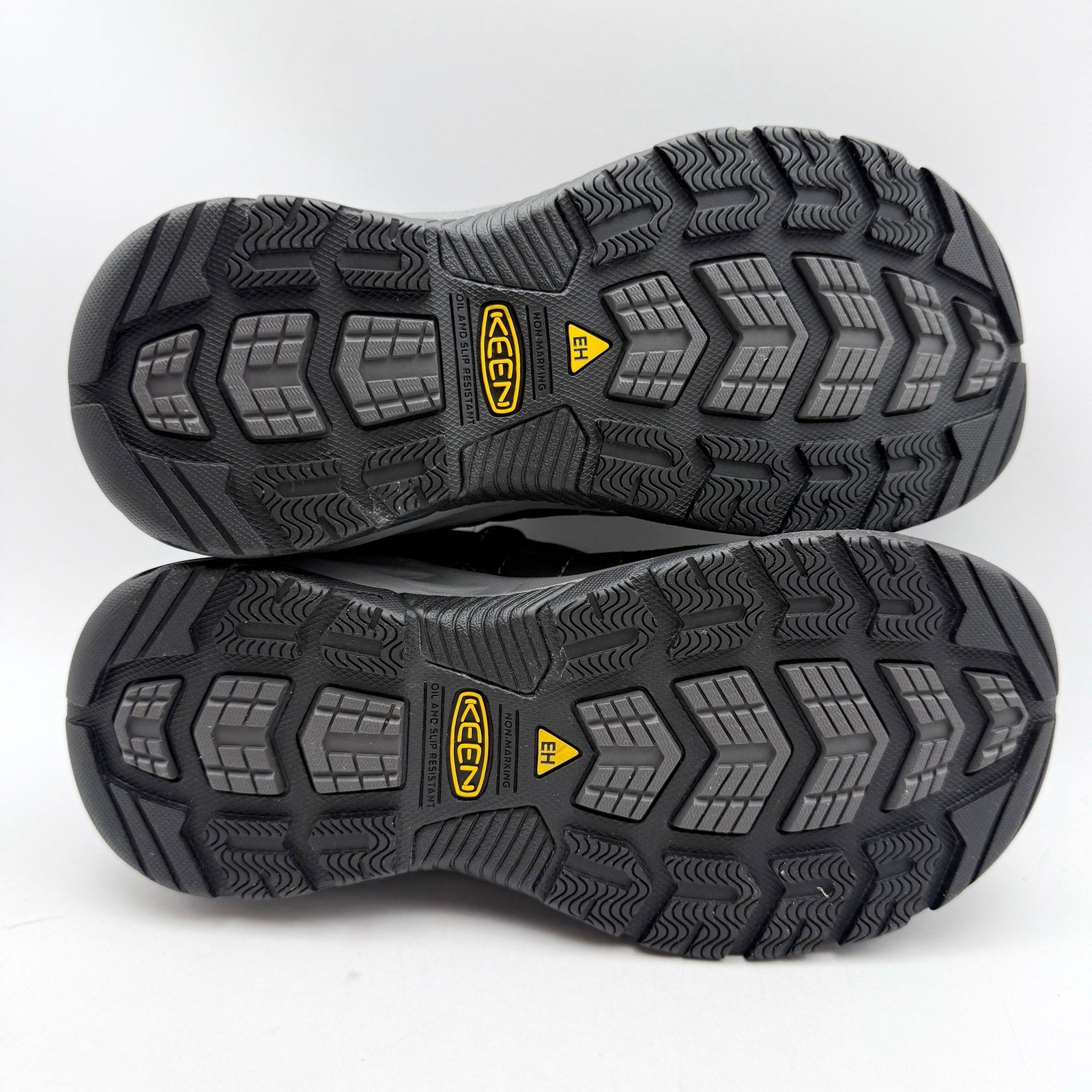 Keen Womens Flint II Steel Toe Work Sneakers US 5 WIDE Grey Leather NIB