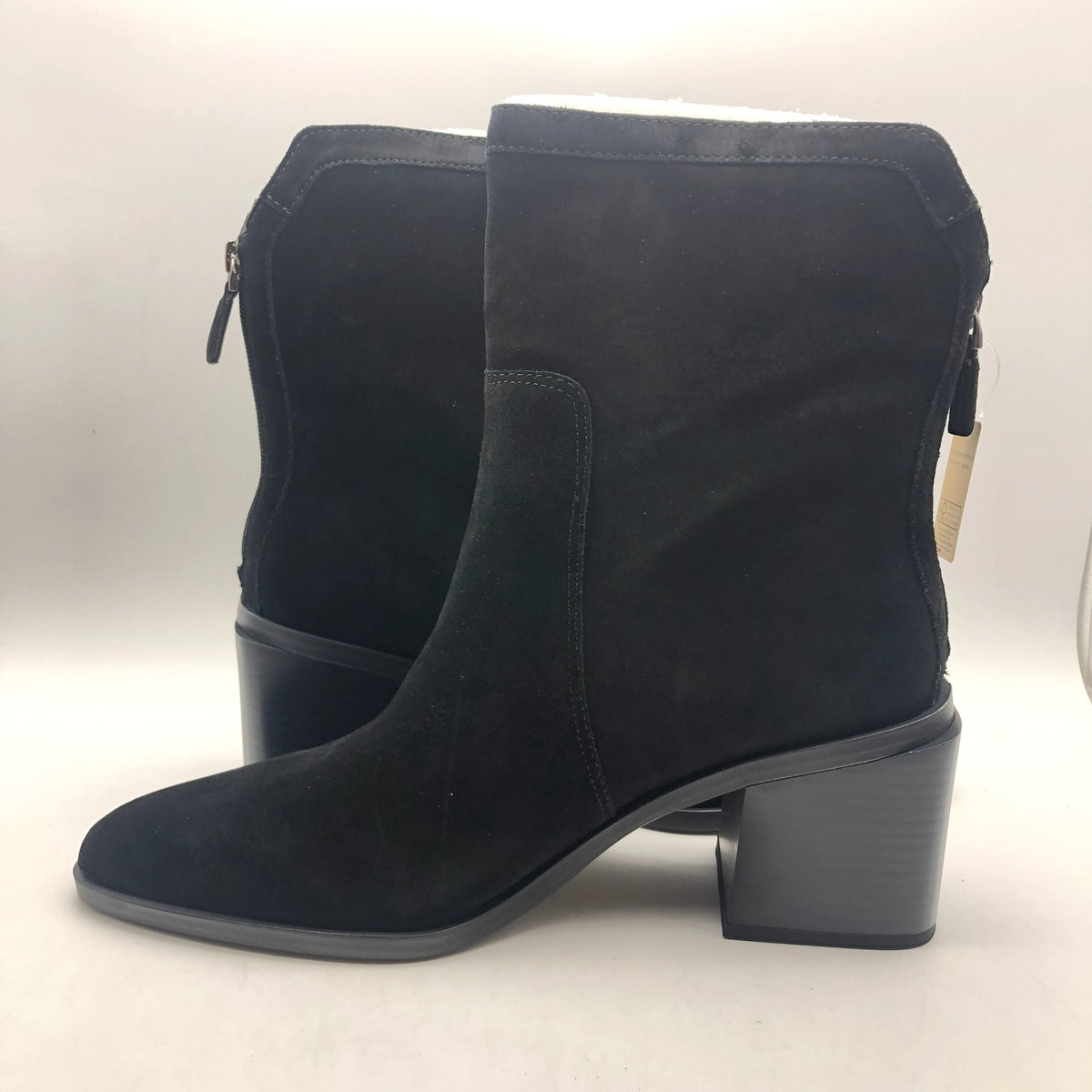 Vince Camuto Womens Kortimy Ankle Boot US 7 Black Suede Heel Water Repellant NIB