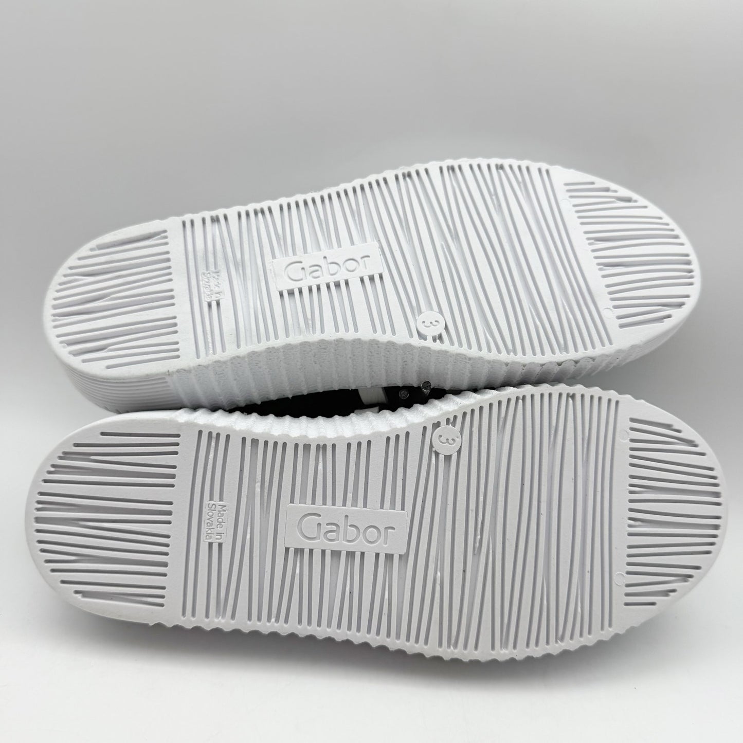 Gabor Womens 43.333 Platform Sneaker US 5.5 M EU 35.5 Black Leather NWOB