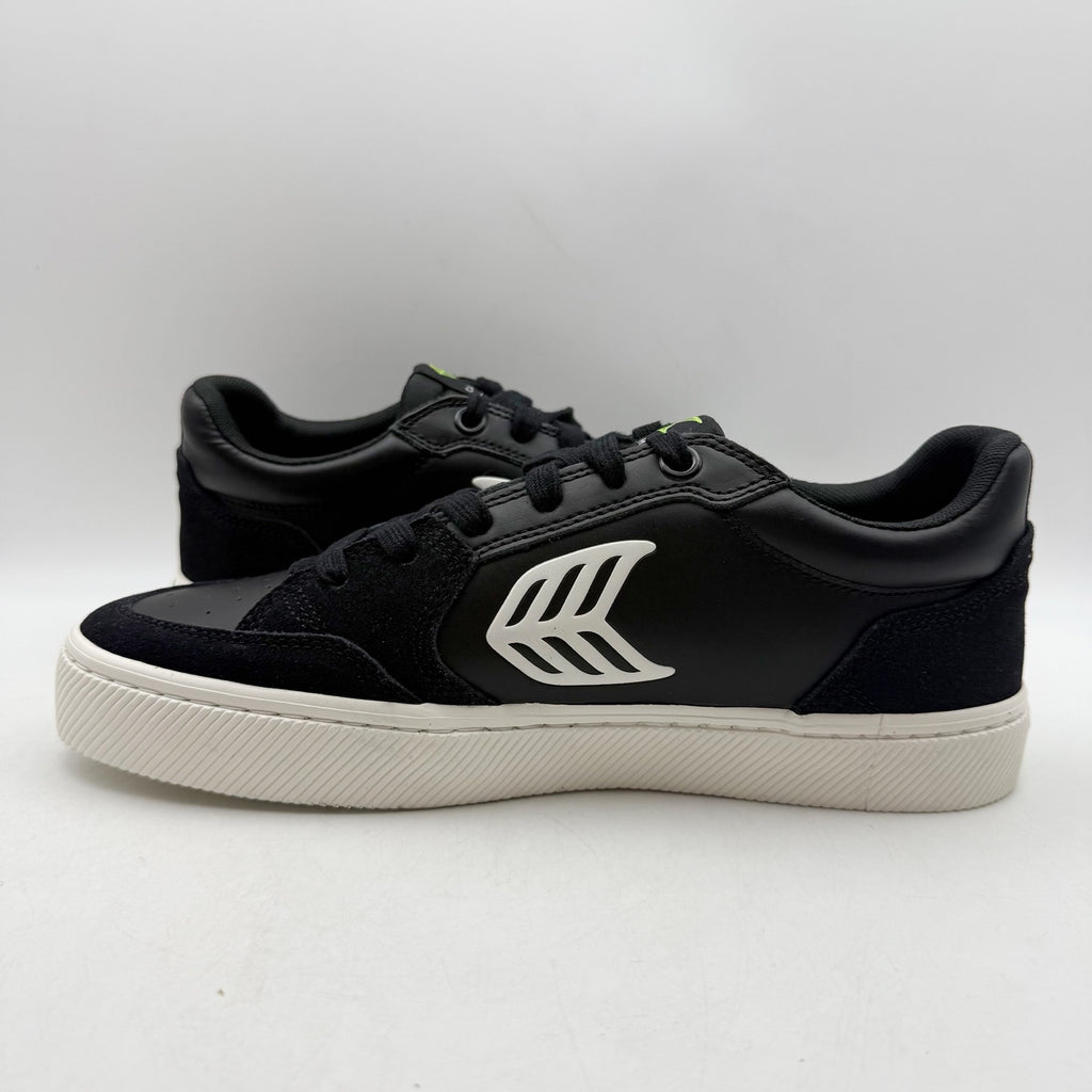 CARIUMA Mens Vallely Low Top Sneakers Size 9.5 Black Leather Suede NWOB