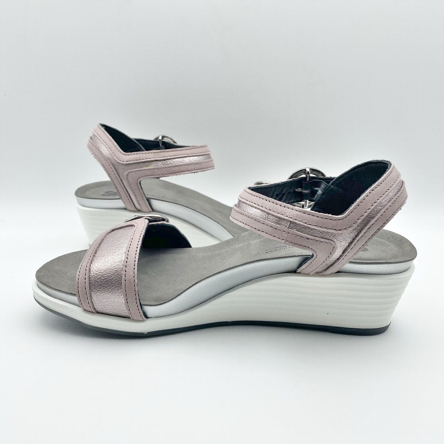 SAS Womens Seight Wedge Sandal US 8.5WW Purple Silver Leather NIB