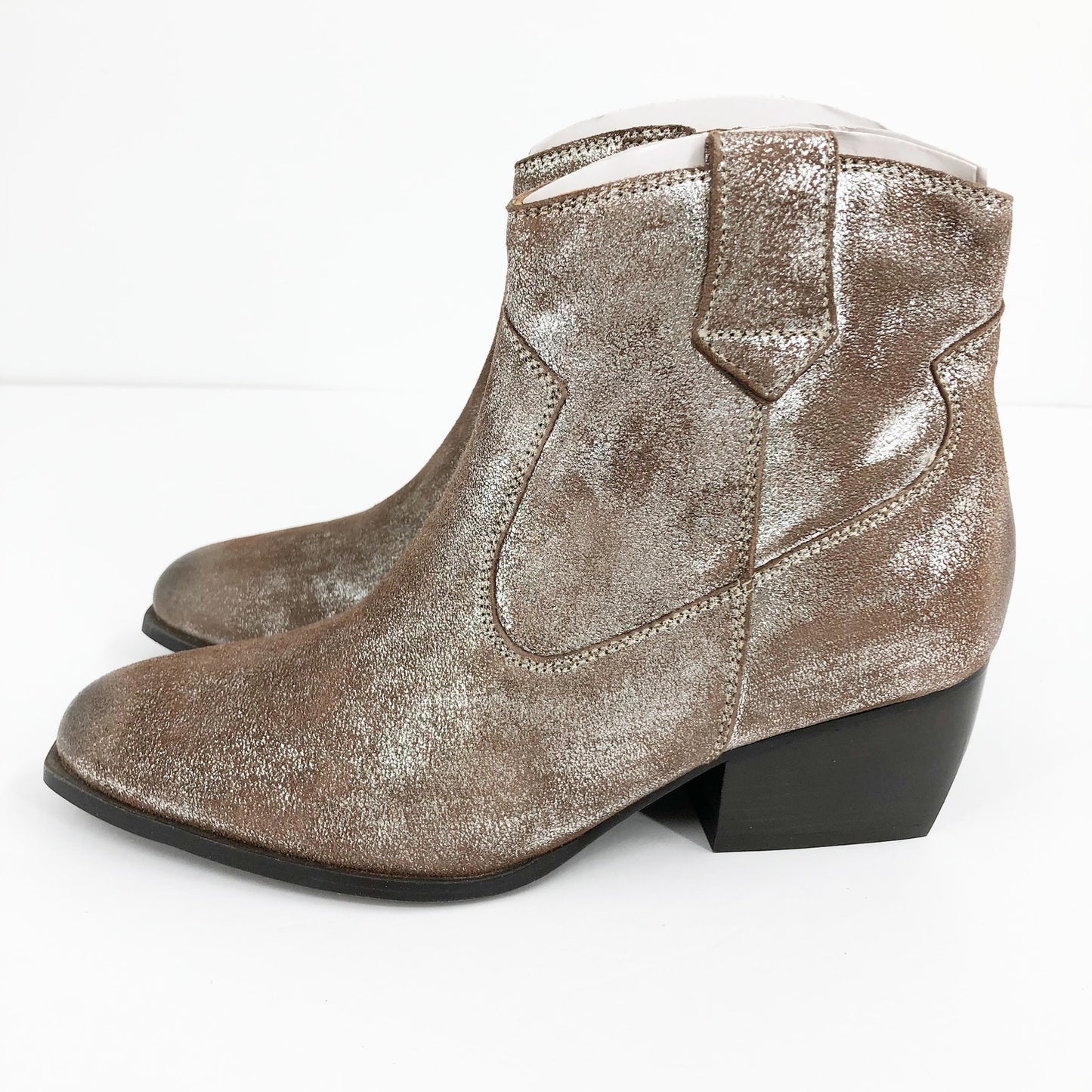 SEYCHELLES Women's Upside Western Ankle Bootie 6 Metallic Silver Suede Heel NWOB