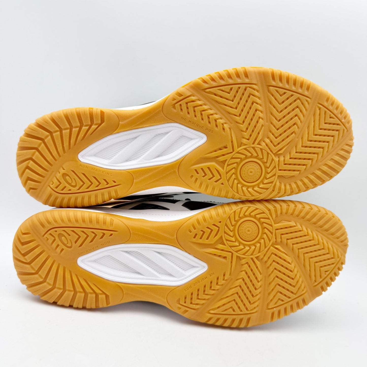 ASICS Womens Upcourt 6 Athletic Shoes US 11.5 EU 44 White Black Volleyball NIB