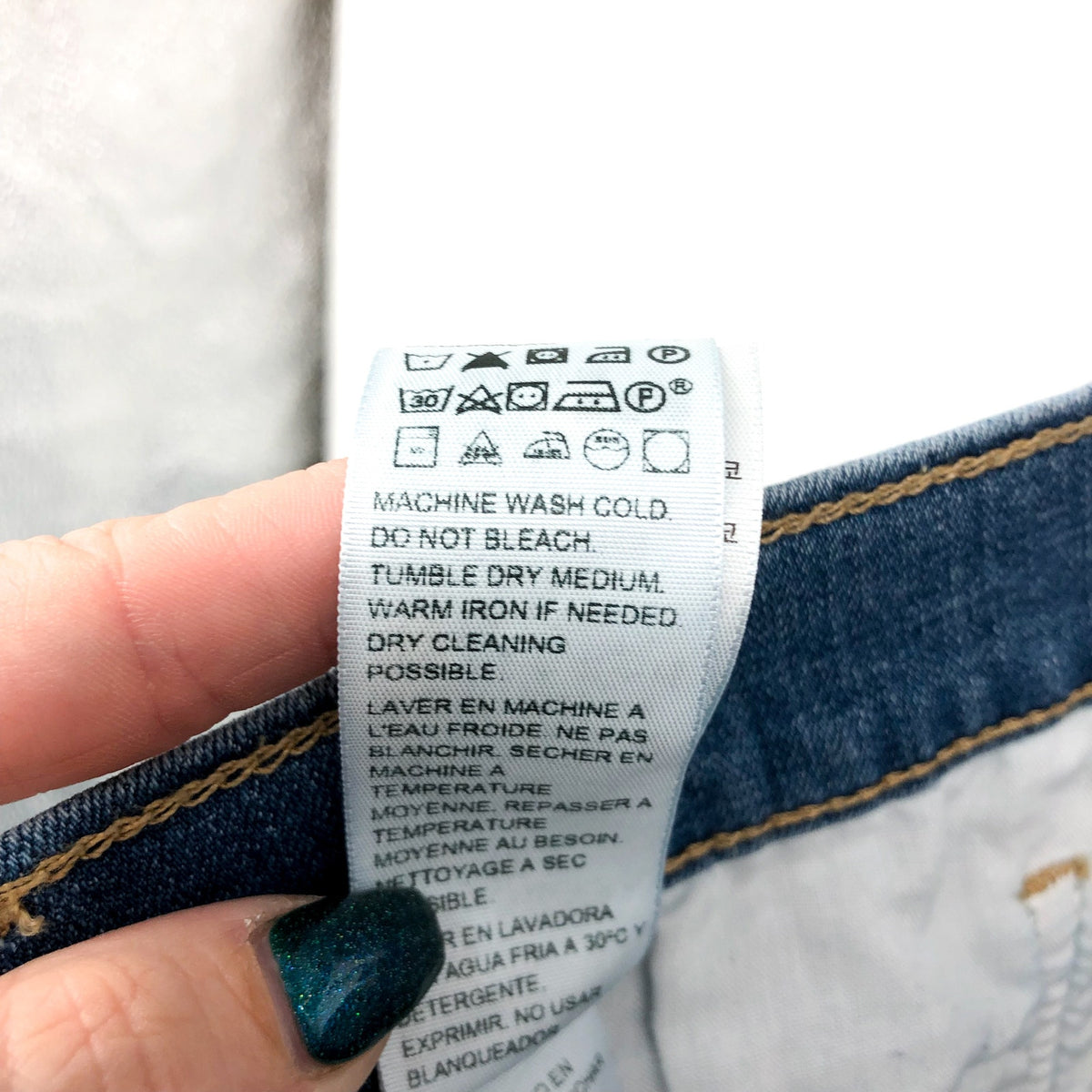 Levi's Womens 724 Slim Straight Jeans 26W Blue Slate Fixer 83737-0016 NWT
