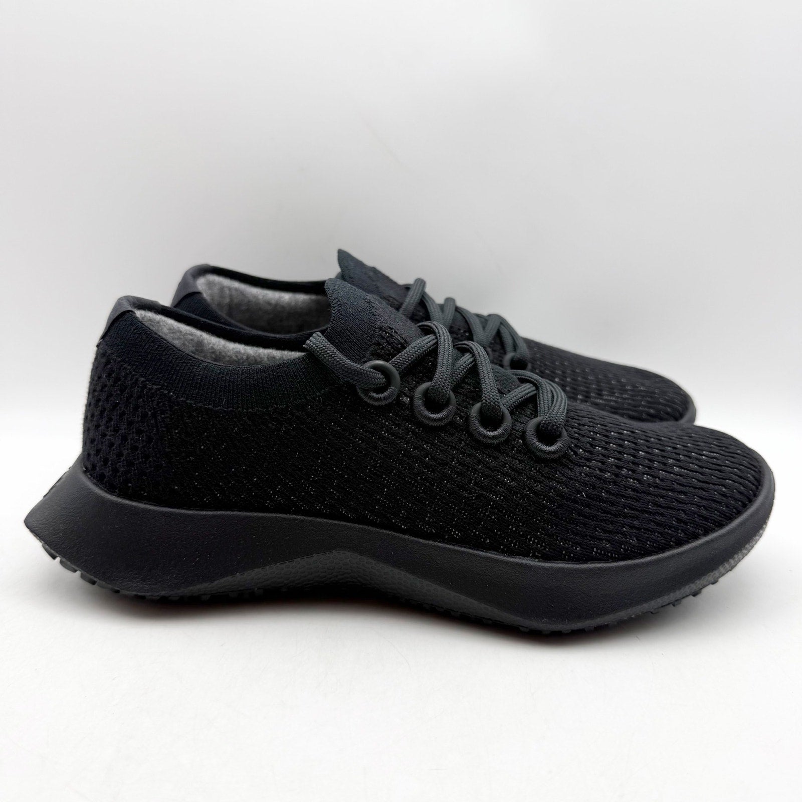 AllBirds Womens Tree Dasher 2 Casual Sneakers US 7.5 Black Knit NIB