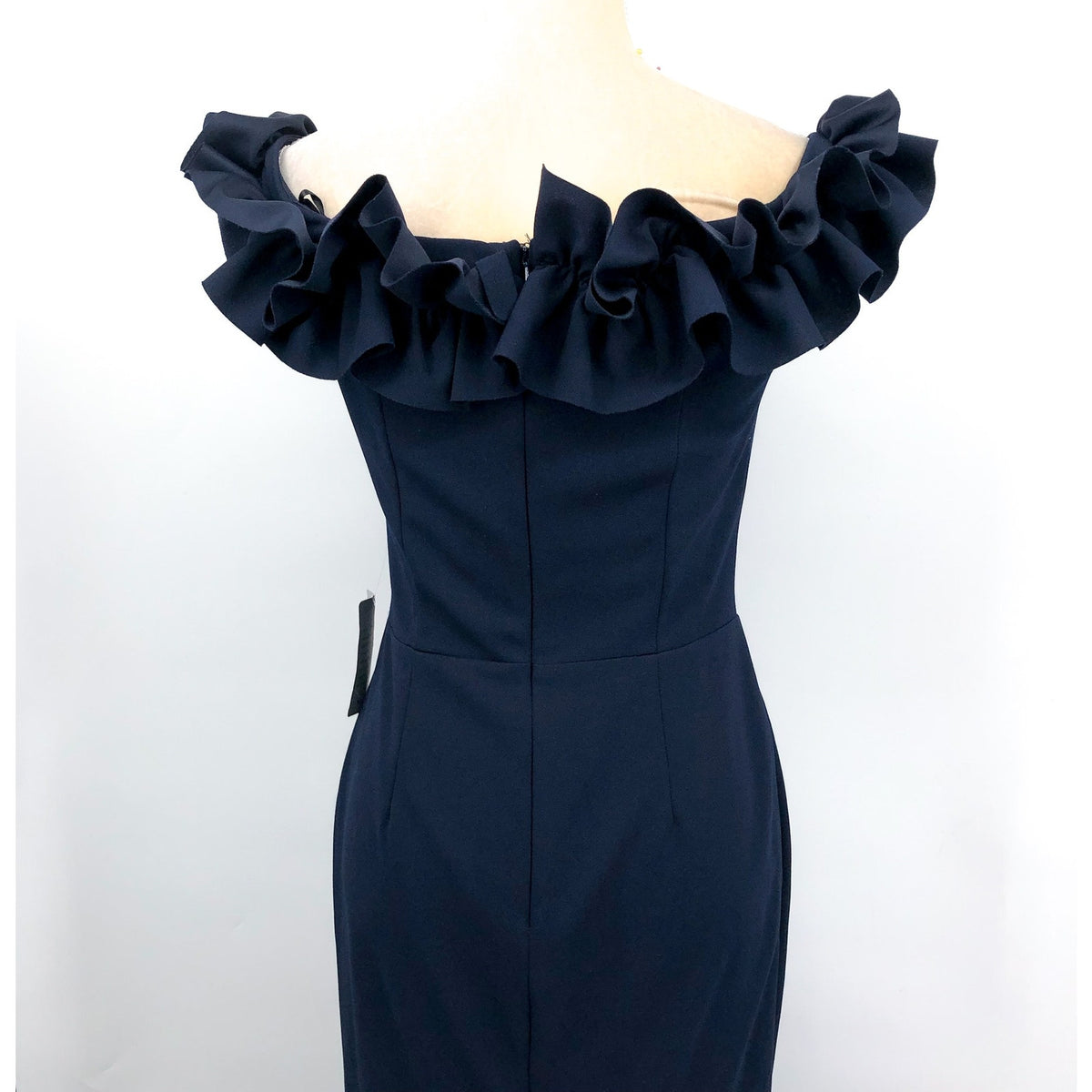 XSCAPE Women's Crepe Ruffled Gown Size 6 Navy Blue Off The Shoulder NWT