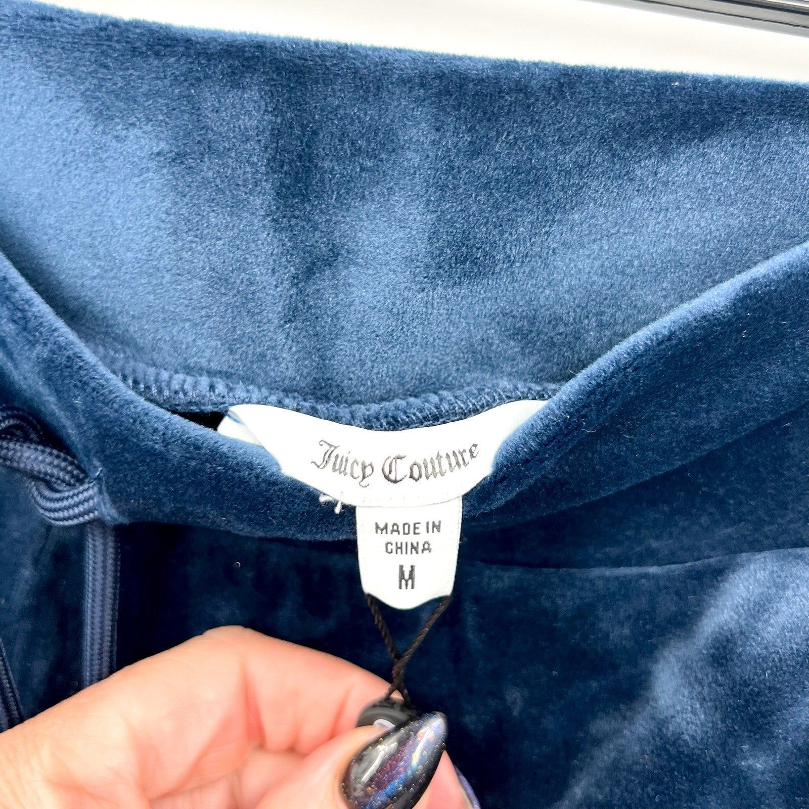 JUICY COUTURE Women's Big Bling Velour Track Shorts Medium Regal Blue NWT