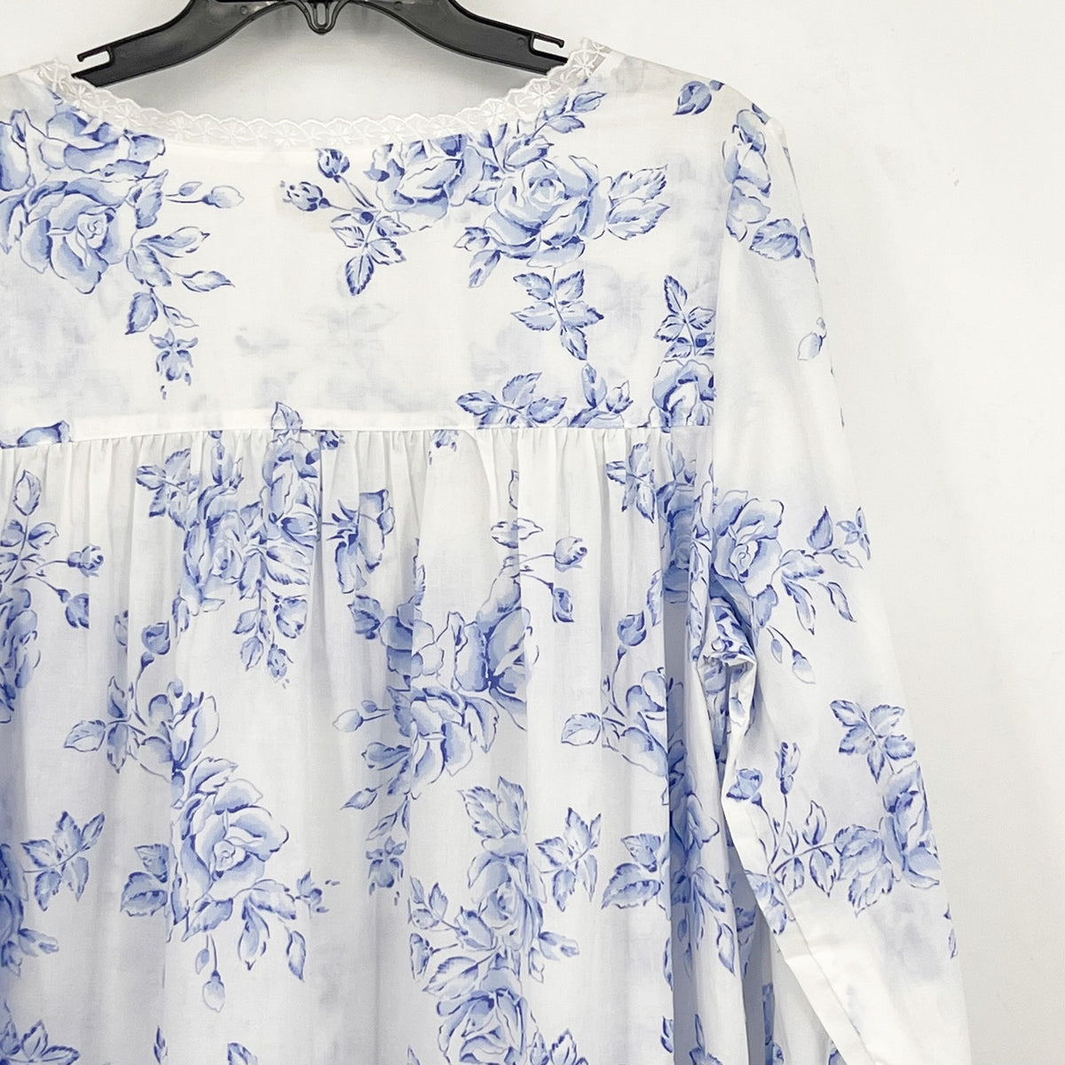 EILEEN WEST Short Nightgown Large Blue White Floral Long Sleeve Cotton Knit NWT