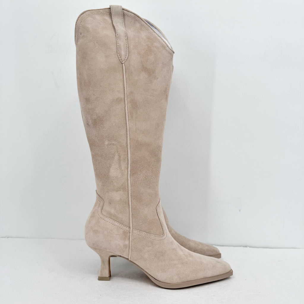Dolce Vita Womens Ariana Boots US 9 EU 40 Taupe Suede Heel Western NIB