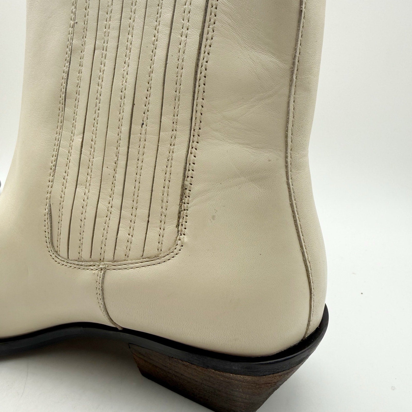 Seychelles Womens Hold Me Down Chelsea Ankle Boots US 10 White Leather NWOB