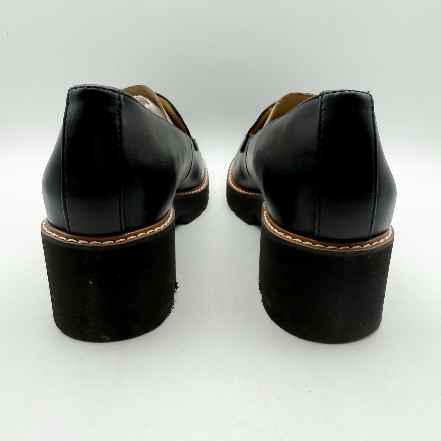 Naturalizer Womens Cabaret Lug Sole Loafers US 8.5 M EU 39 Black Slip On NIB