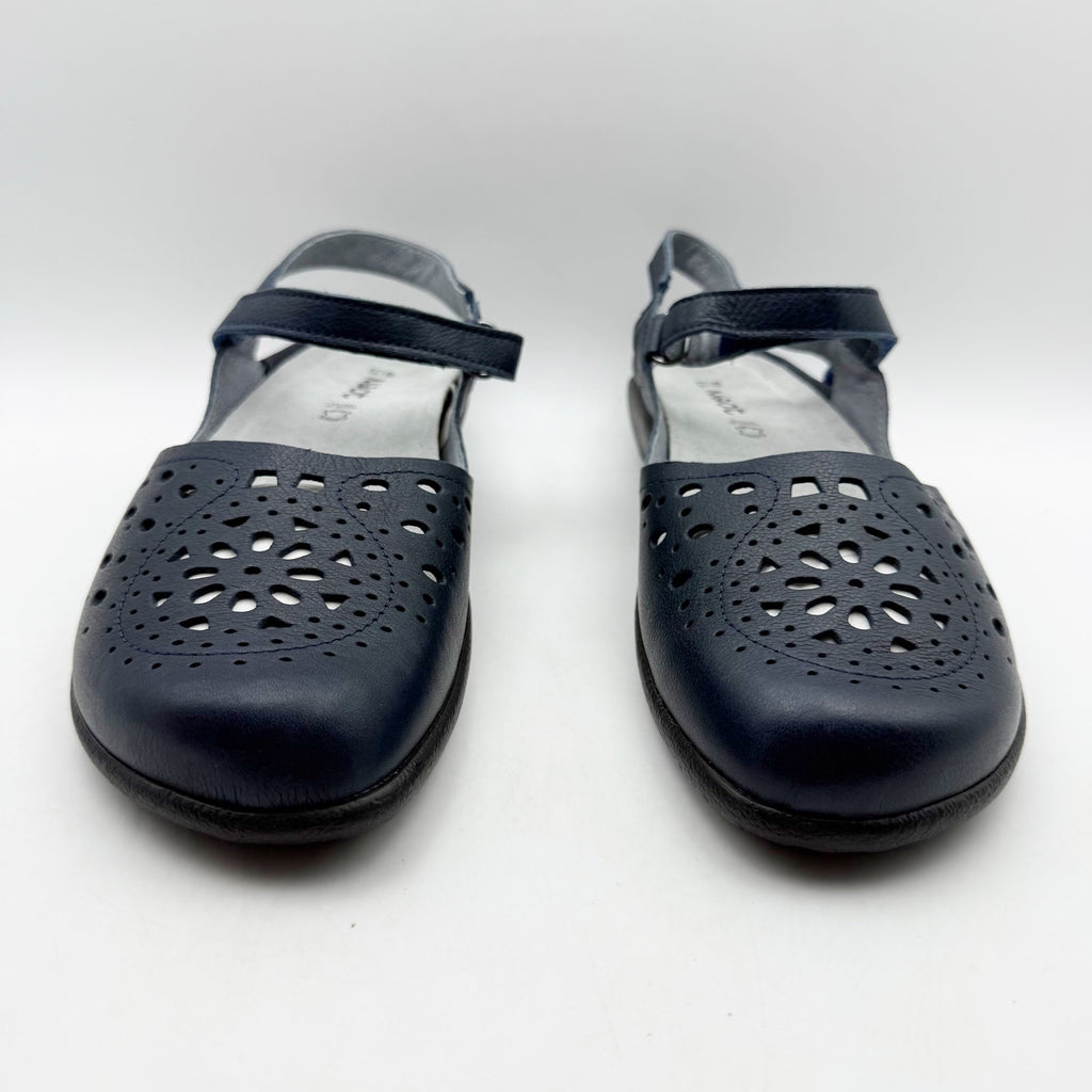 Naot Womens Arataki Flat Sandals EU 40 US 9 Blue Ink Leather NIB