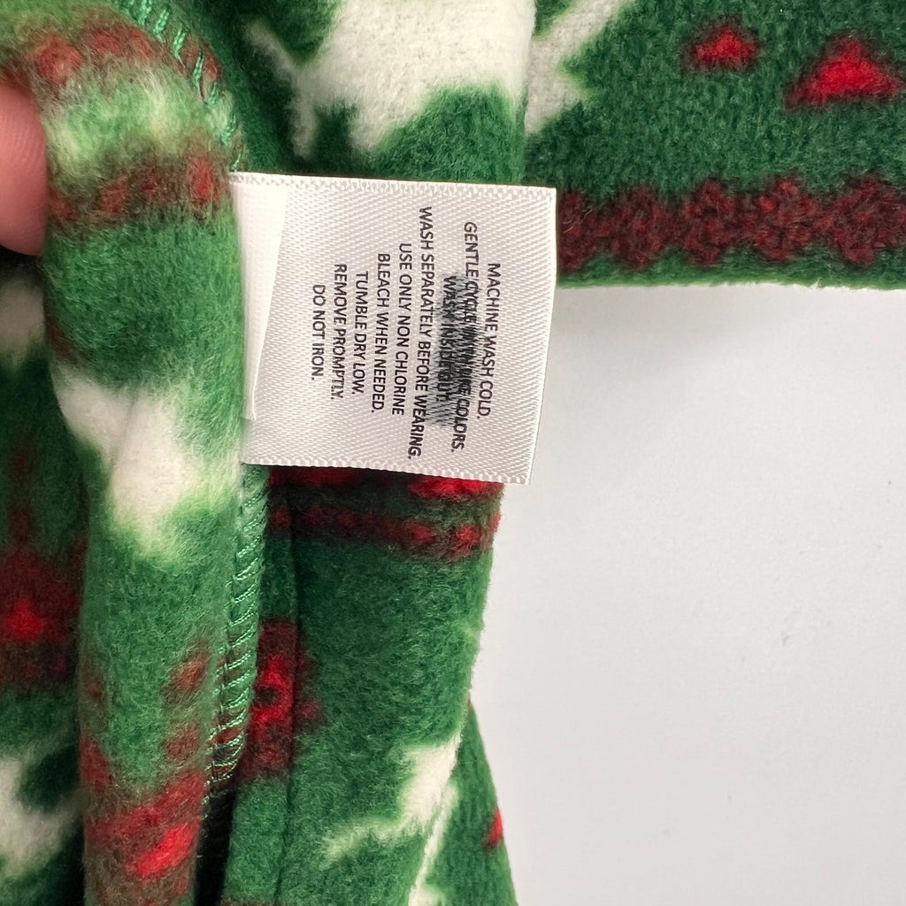 MAGELLAN Kids Holiday One Piece Pajama 5/6 Small Green Print Fleece Footed NWOT