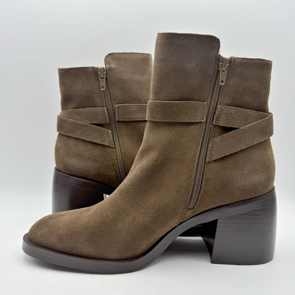Steve Madden Womens Malenia Ankle Bootie US 10 M Dark Brown Suede NWOB
