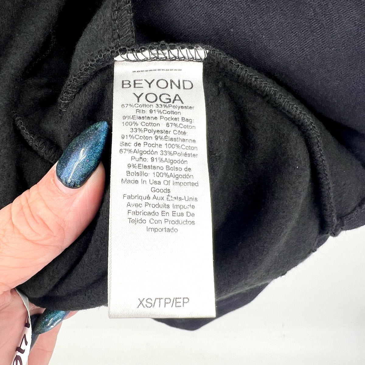 BEYOND YOGA Women's LuxeFleece Hooded Jacket Size XS Black Long Sleeve NWT