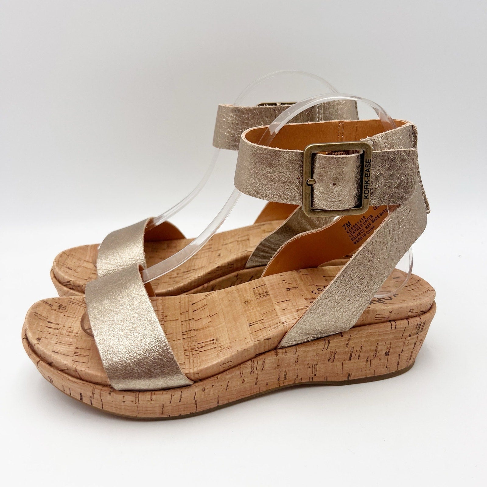 Kork Ease Womens Mullica Wedge Sandals Size 7 Soft Gold Leather NWOB