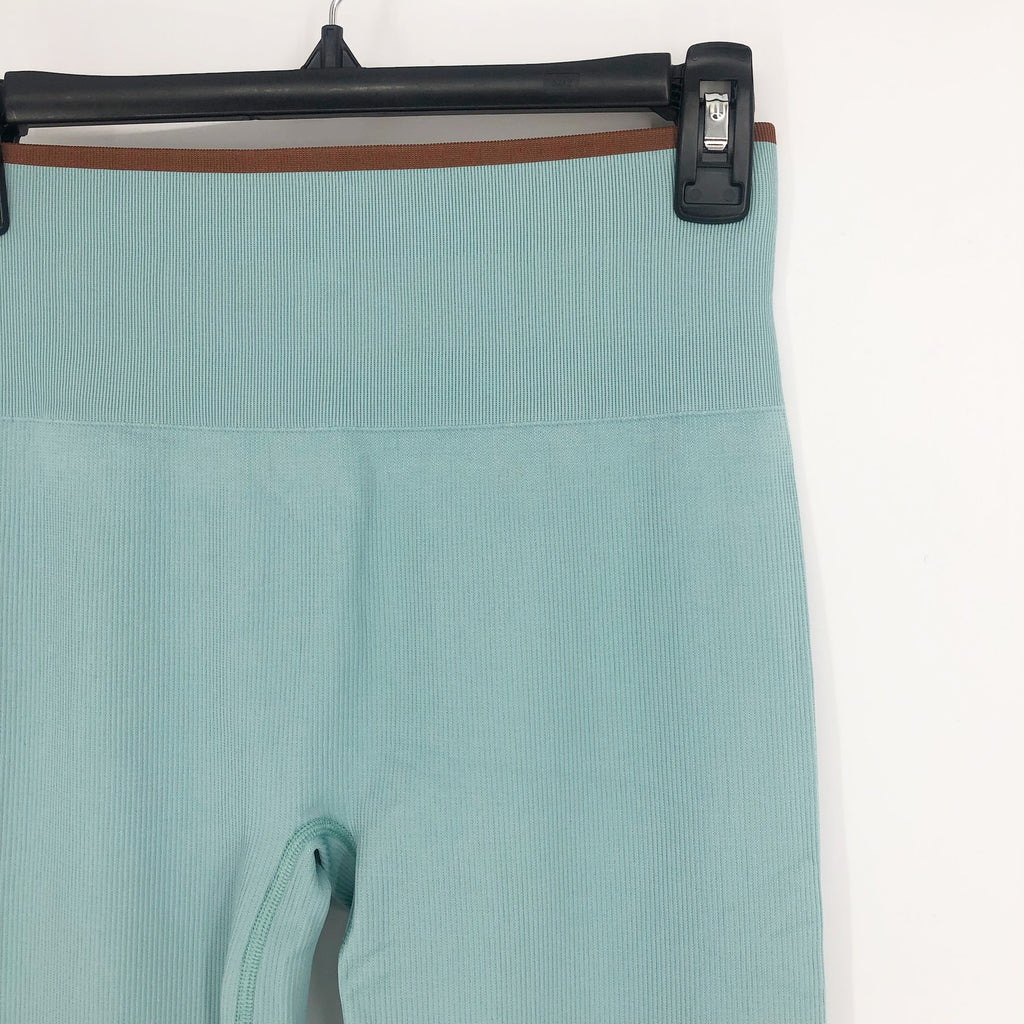 OUTDOOR VOICES Women's Seamless Rib 7/8 Leggings Medium Storm Blue NWT