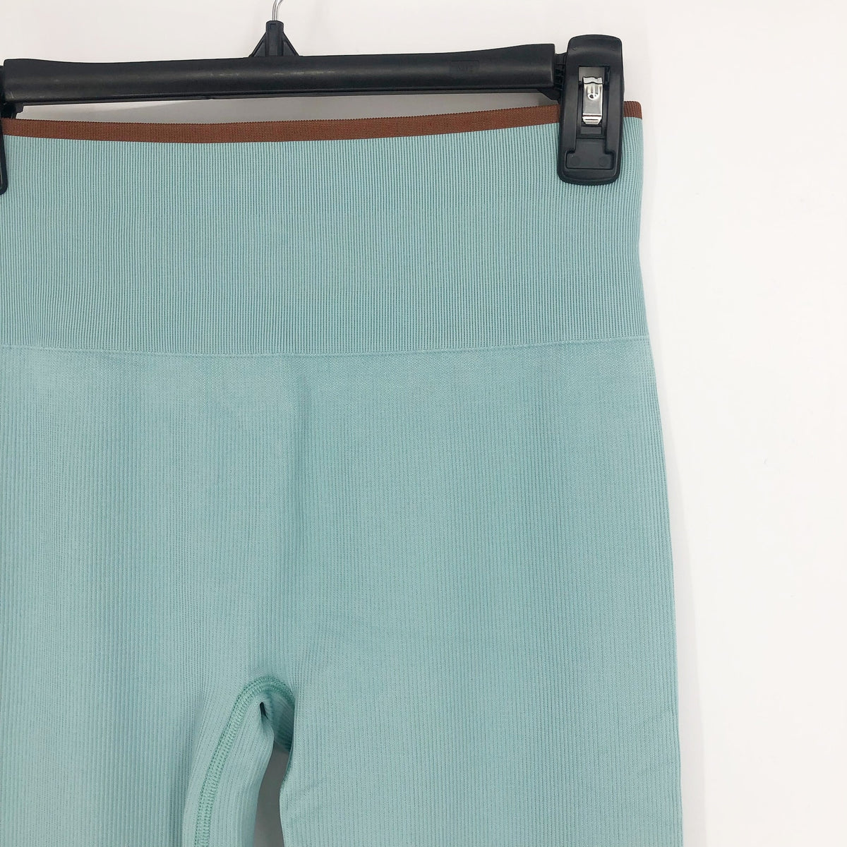 OUTDOOR VOICES Women's Seamless Rib 7/8 Leggings Medium Storm Blue NWT