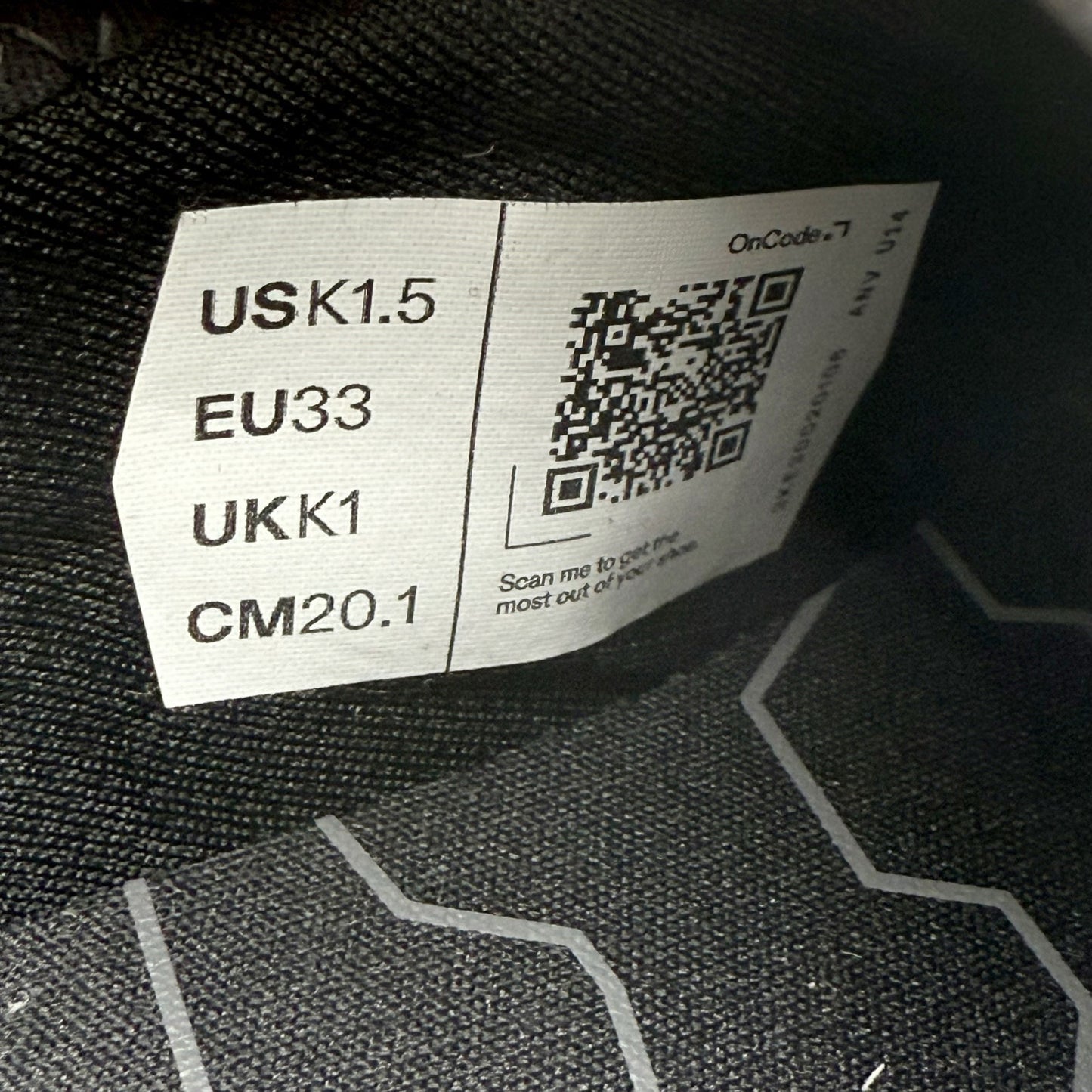 On Kids Cloudleap Running Sneakers US 1.5 EU 33 Black Athletic NIB