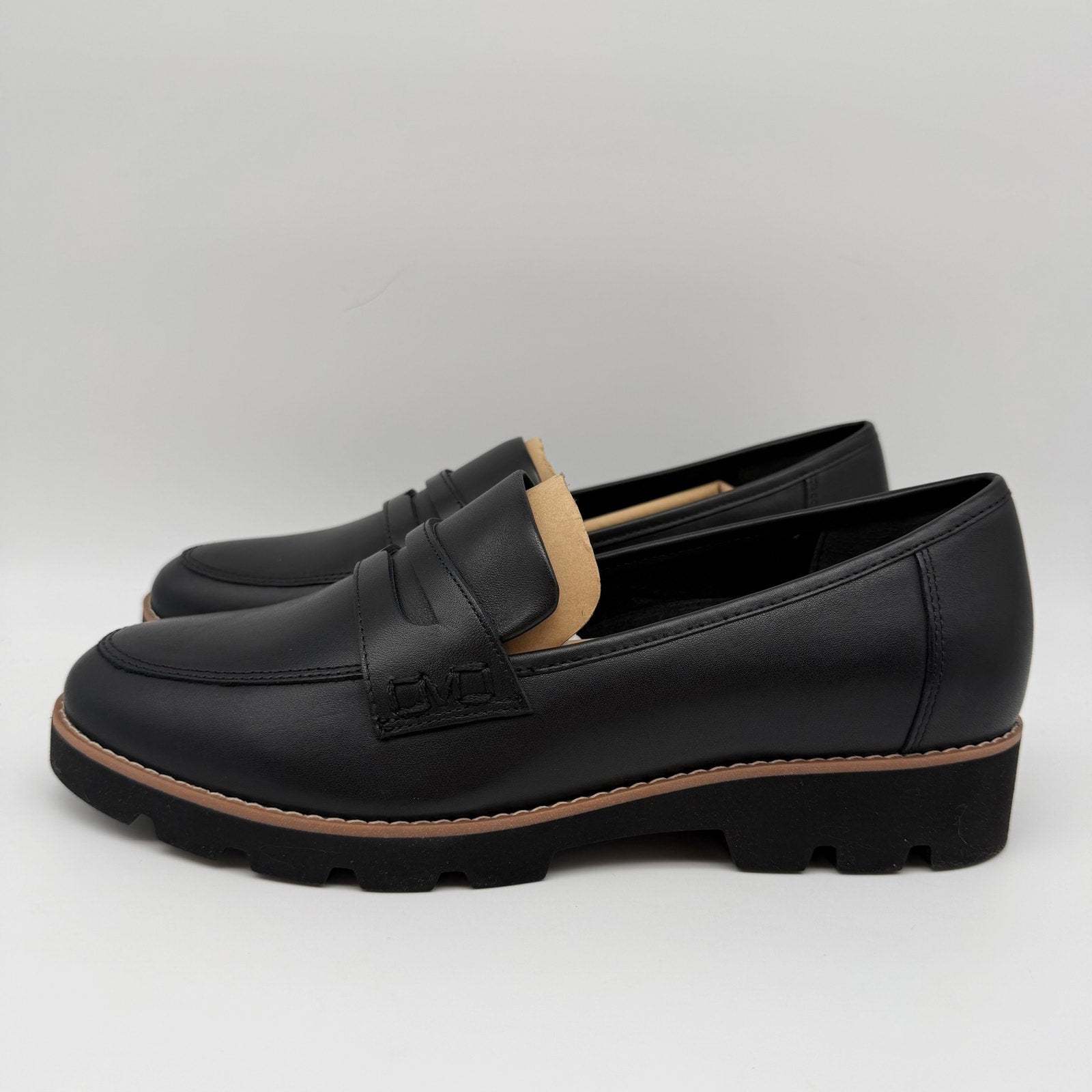Vionic Womens Cheryl ll Loafers US 8 Wide EU 38.5 Black Leather NIB