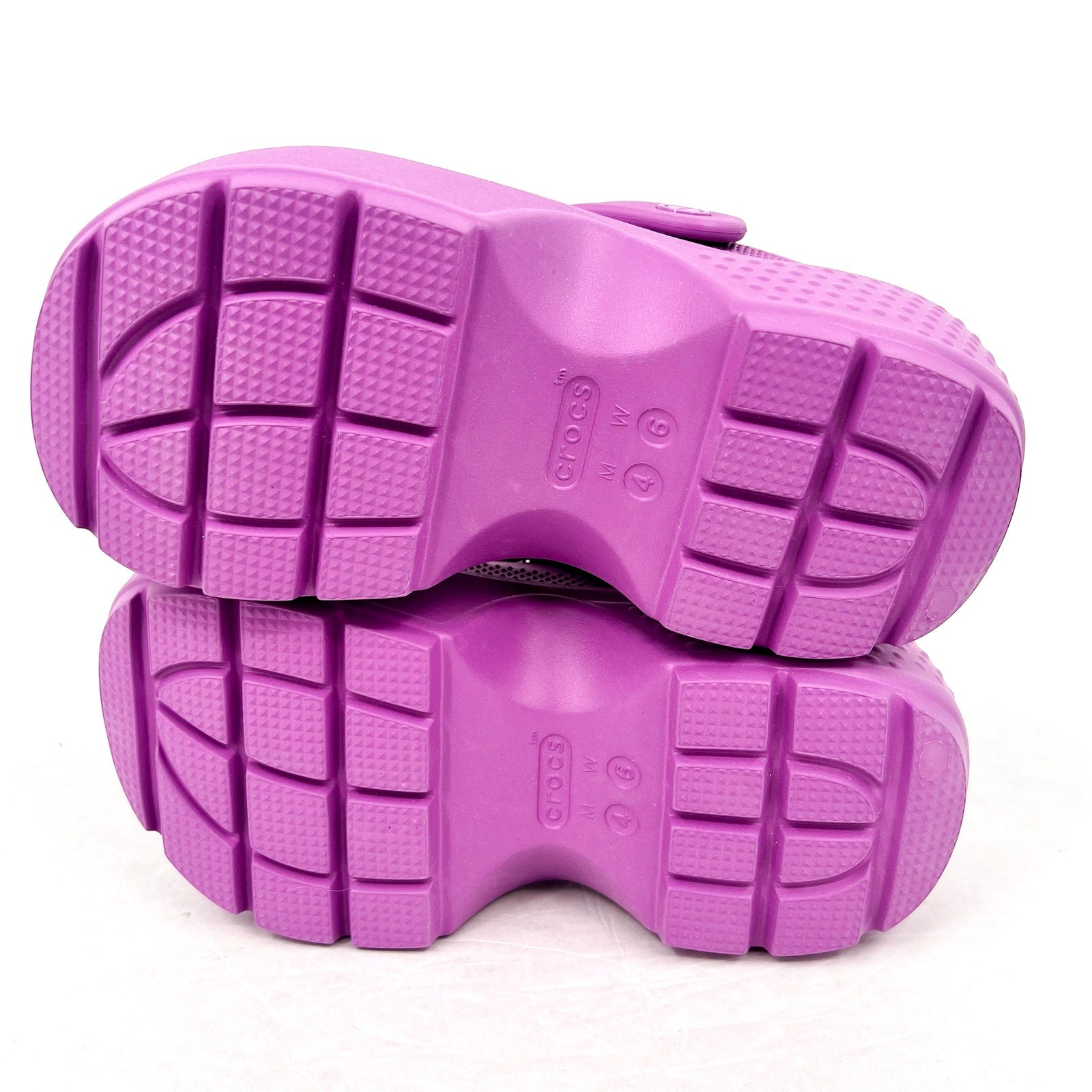 Crocs Womens Platform Chunky Stomp Clogs Size 6 Bubble Pink NWT