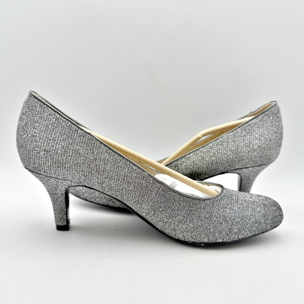 LifeStride Womens Parigi Pumps Size 7.5 Silver Metallic Heels NIB