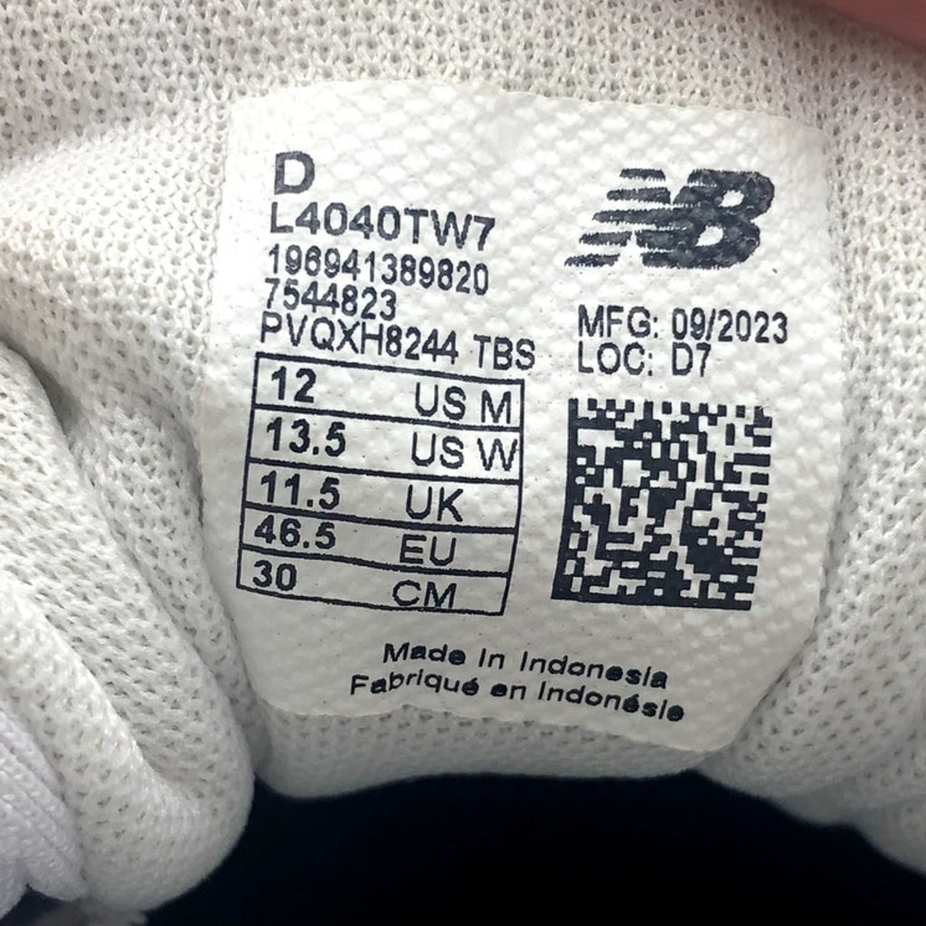 New Balance Mens FuelCell 4040v7 Cleats Size 12 White Black Metal Baseball NWOB