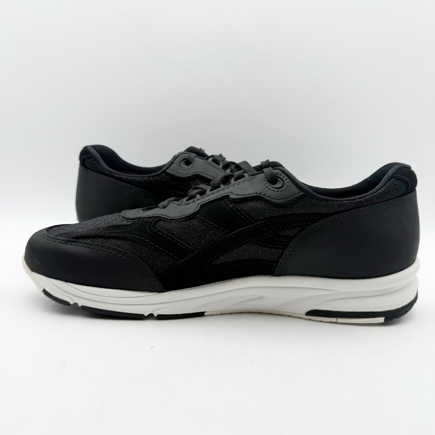 SAS Womens Tour Mesh Comfort Walking Sneaker US 9.5 Narrow Black Leather NIB