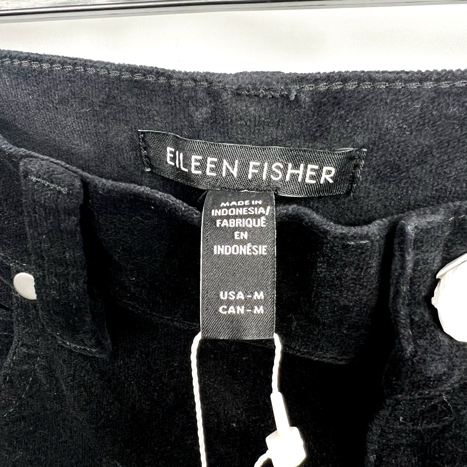 Eileen Fisher Women's Slim Ankle Jeans Medium Black Velveteen High Waisted NWT