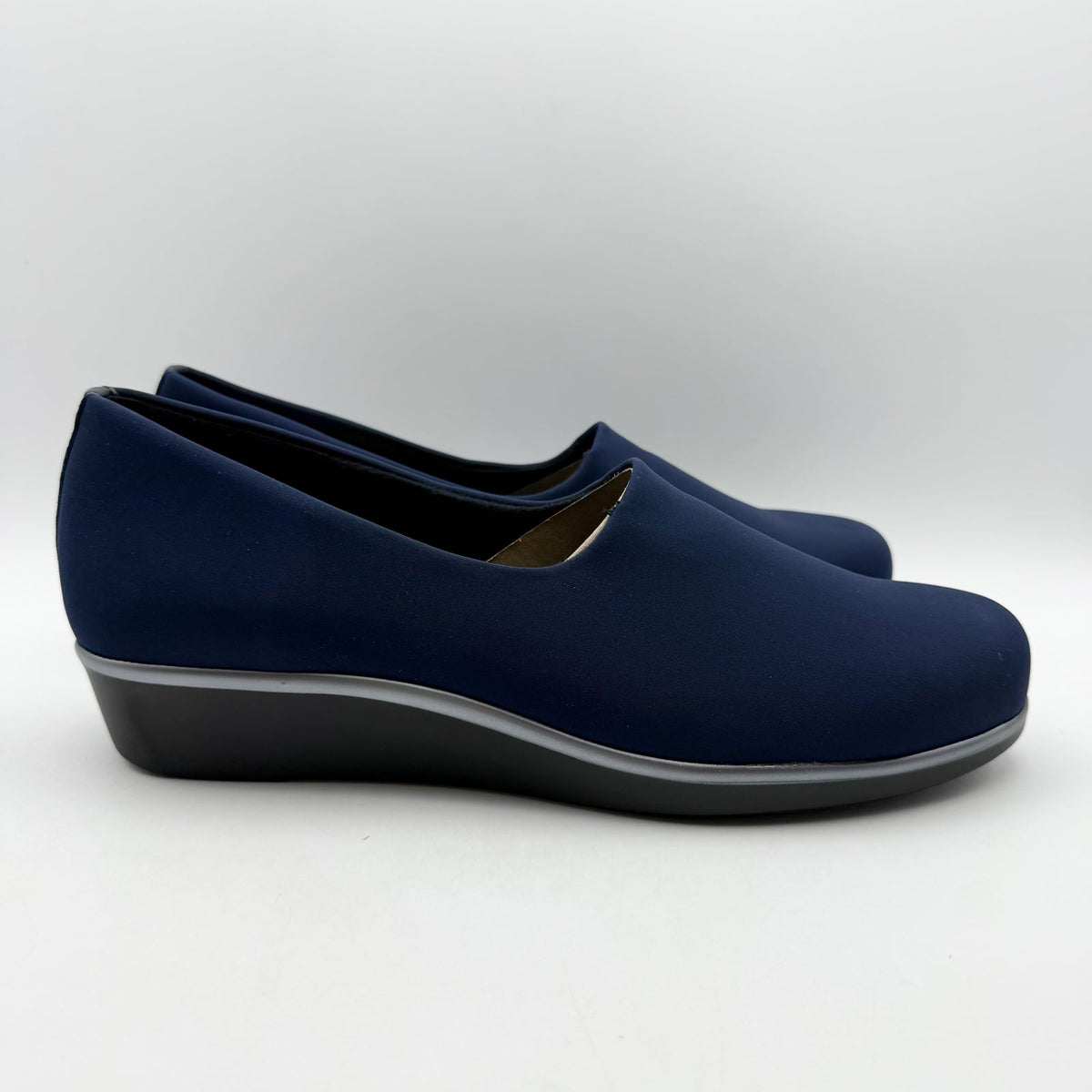 SAS Womens Bliss Slip On Wedge Shoes Size 9 M Navy Blue Comfort NIB