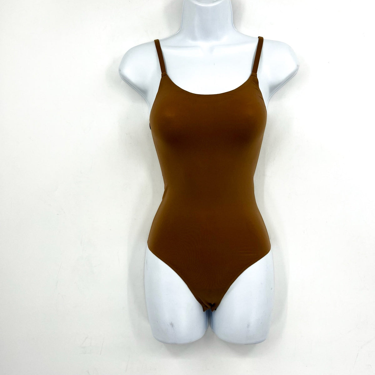 COMMANDO Women's Ballet Cami Thong Bodysuit One Size Brown Cocoa Scoop Neck NWT