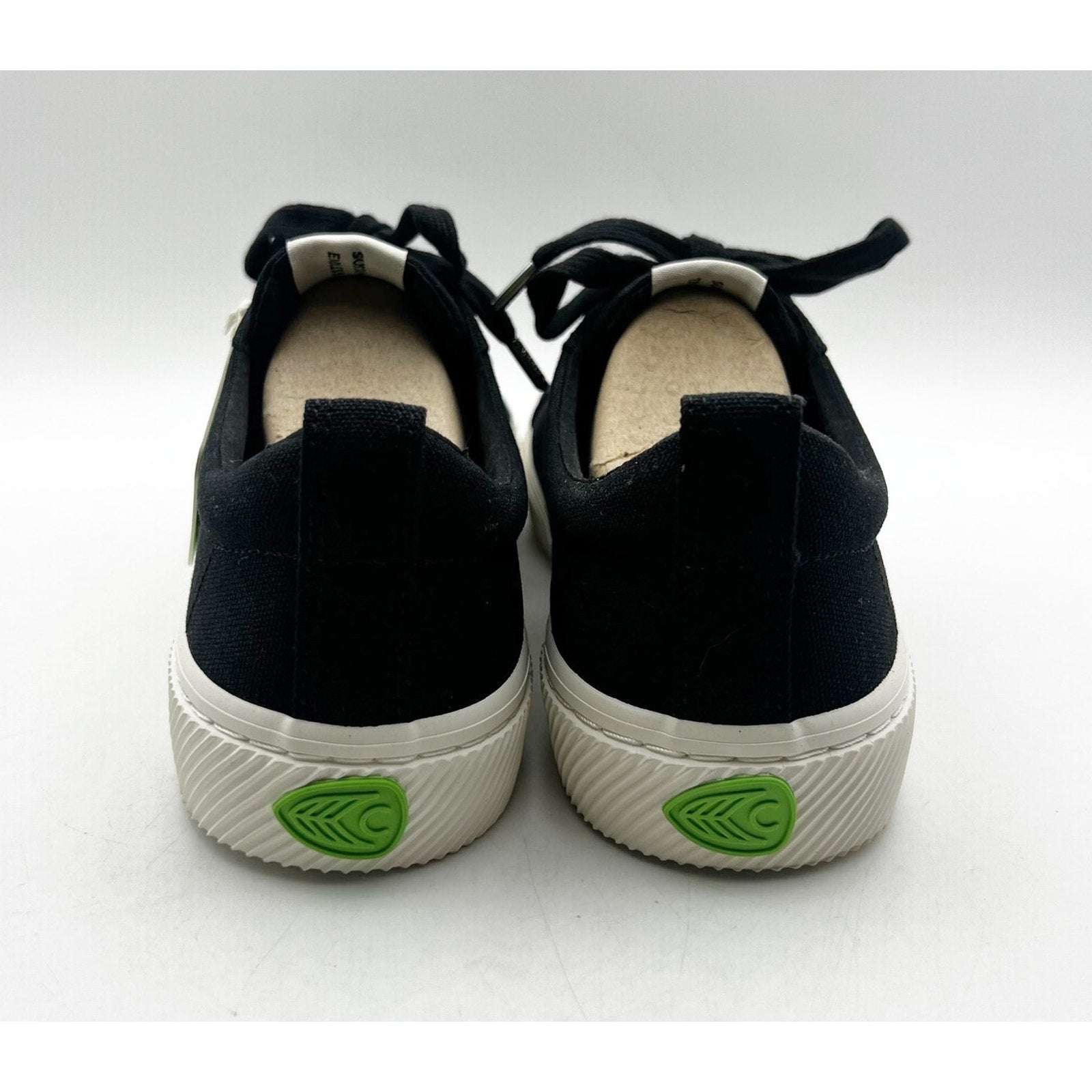 Cariuma Womens OCA Low Top Sneakers Size 6.5 Black Canvas Organic Cotton NIB