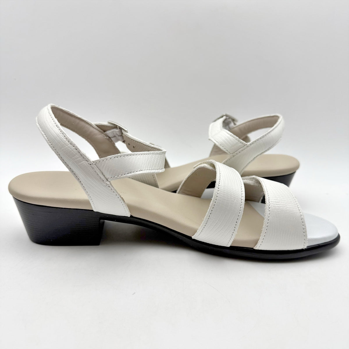 SAS Womens Savanna Adjustable Heeled Sandals Size 9.5 M White Leather NIB