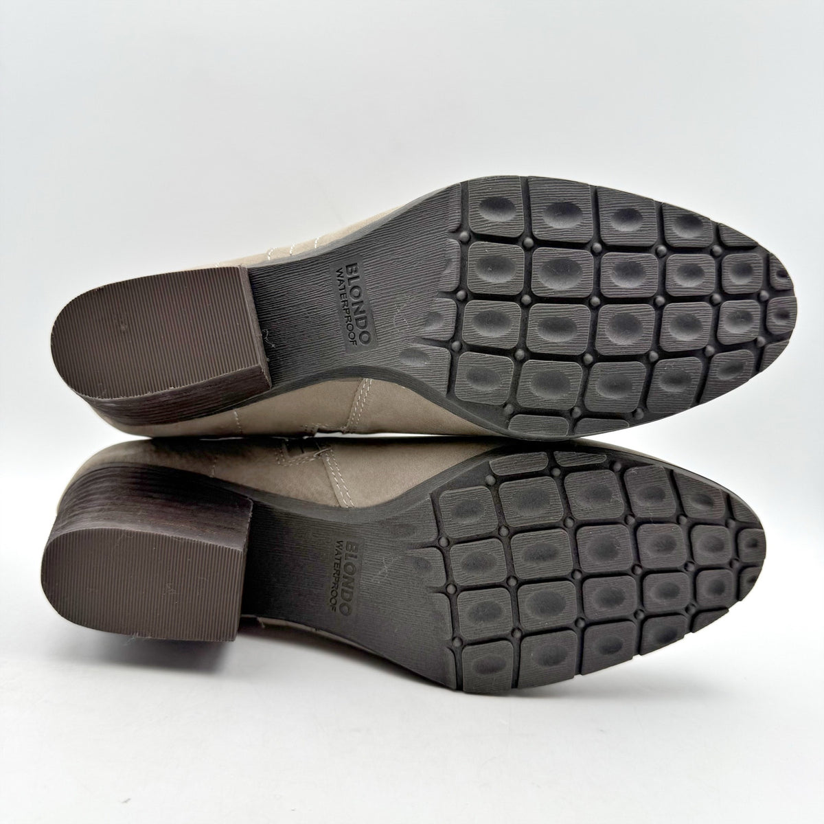 Blondo Womens Valli 2.0 Ankle Booties SIZE 8 M Taupe Grey Nubuck Leather NIB
