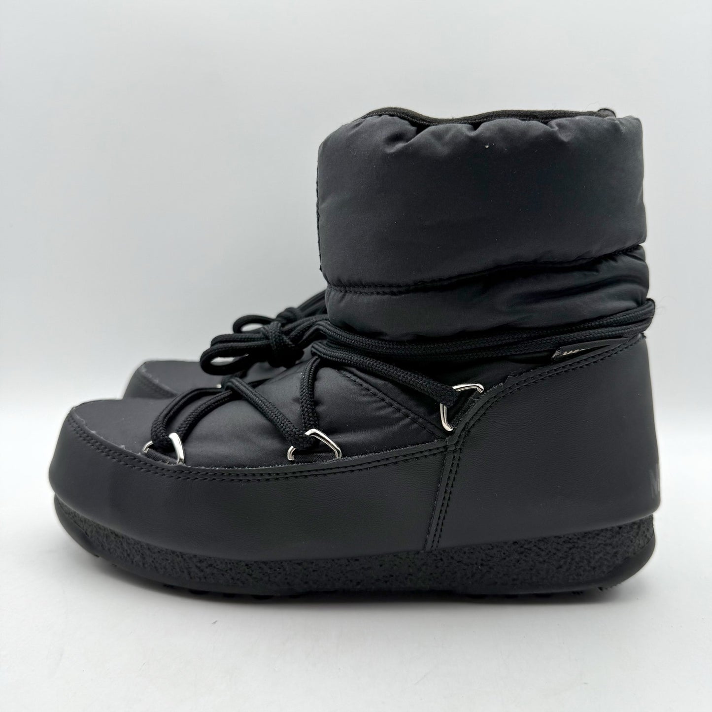 Moon Boot Low Nylon Ankle Boots Size EU 36 US 5.5 Black Waterproof NWOB