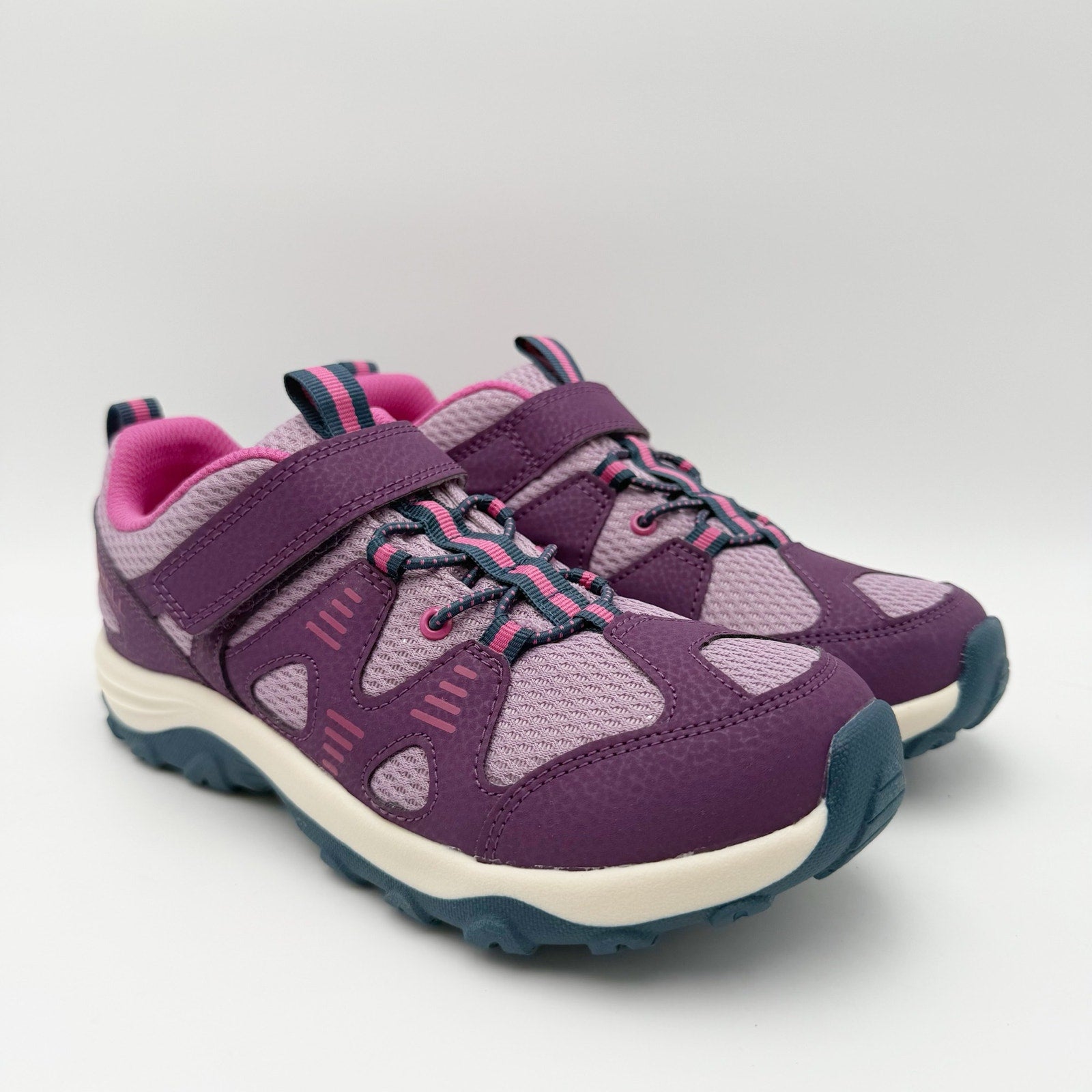 Merrell Kids Trail Chaser 2 Hiking Shoes Size 4 Purple Athletic Sneakers NWOB